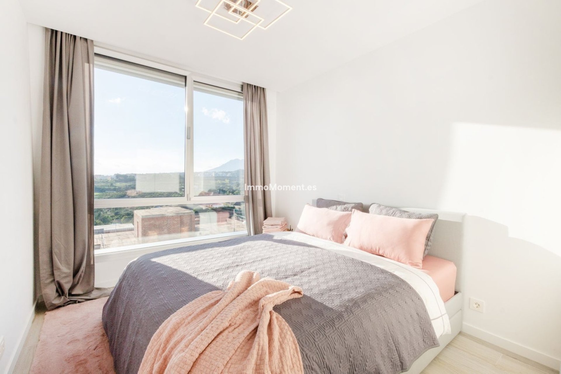 Bestaande woning - Geschakelde woning - Estepona  - Cancelada