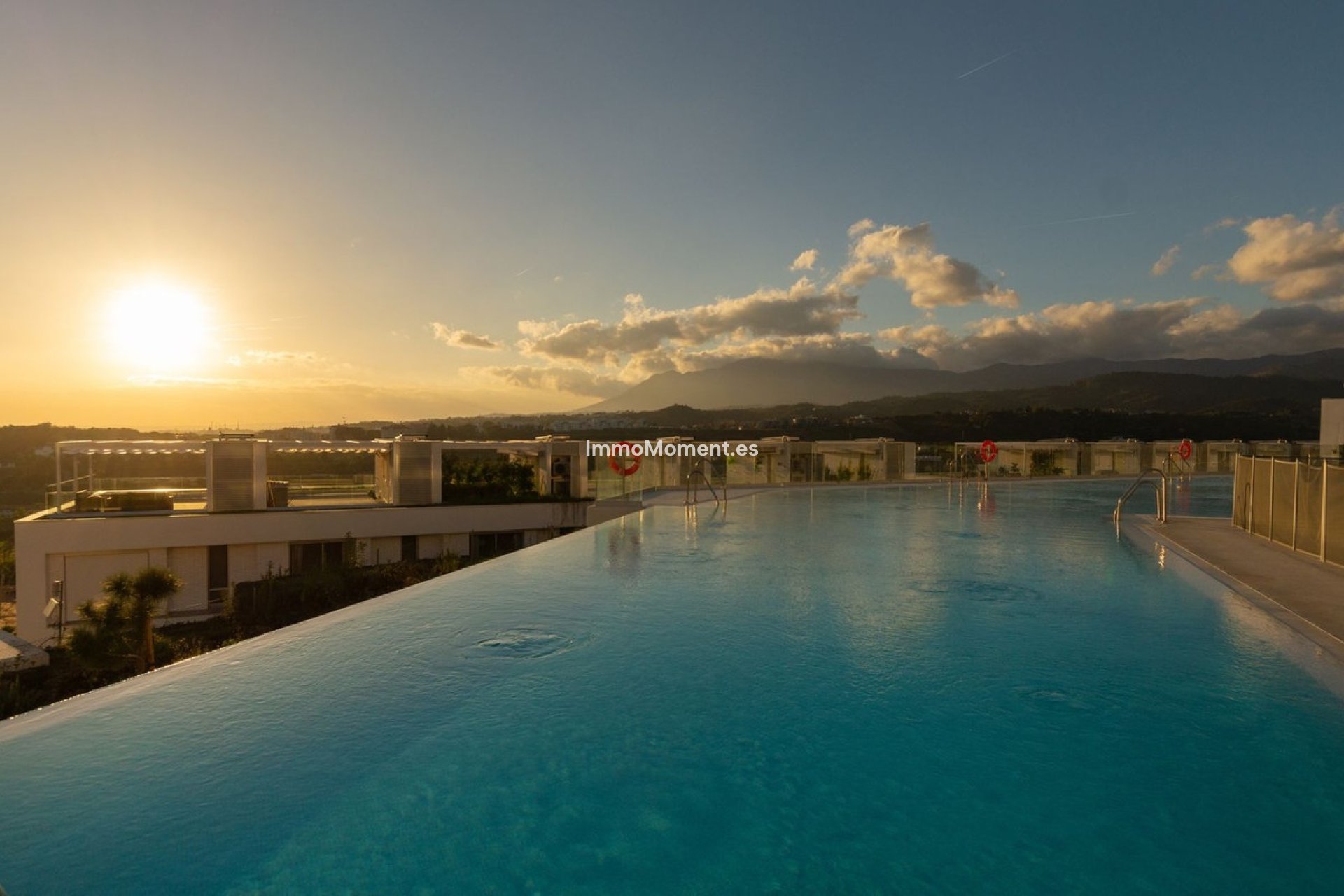 Bestaande woning - Geschakelde woning - Estepona  - Cancelada