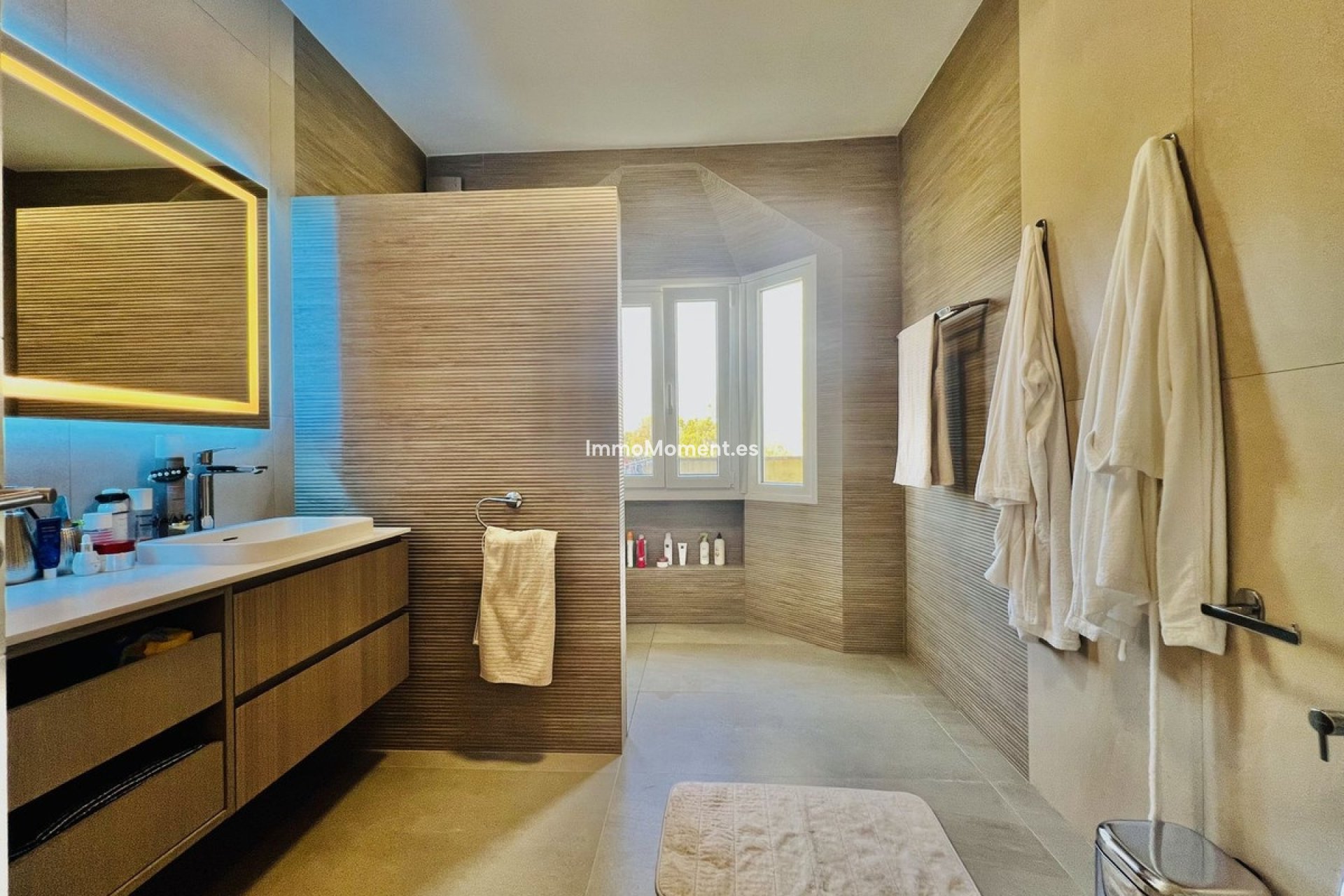 Bestaande woning - Geschakelde woning - Estepona  - Estepona Centro