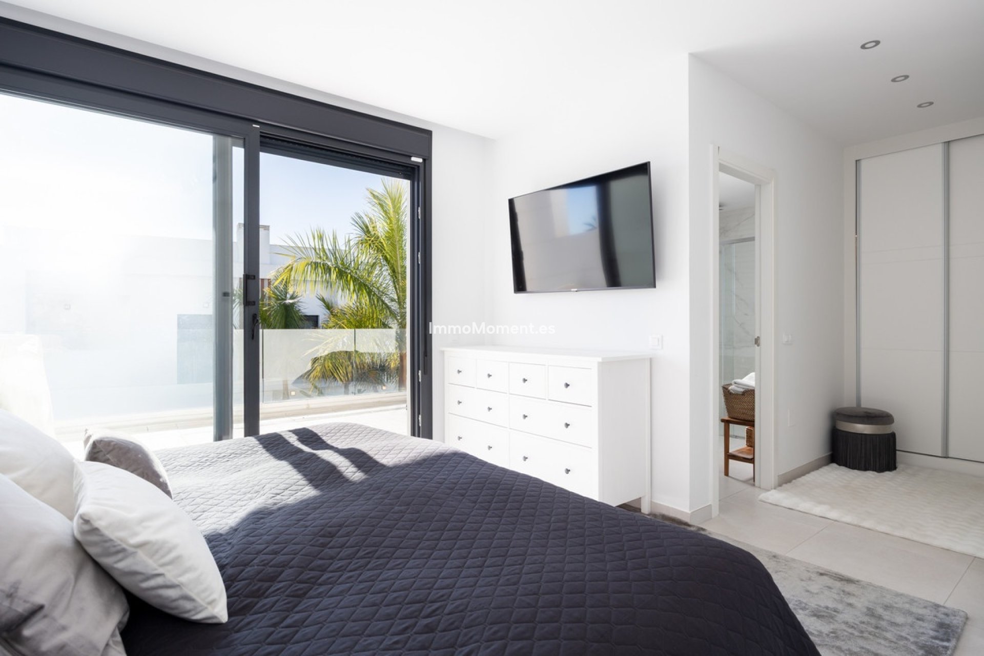 Bestaande woning - Geschakelde woning - Estepona  - Estepona Centro