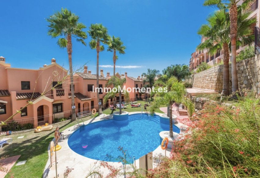 Bestaande woning - Geschakelde woning - Estepona  - Estepona Centro
