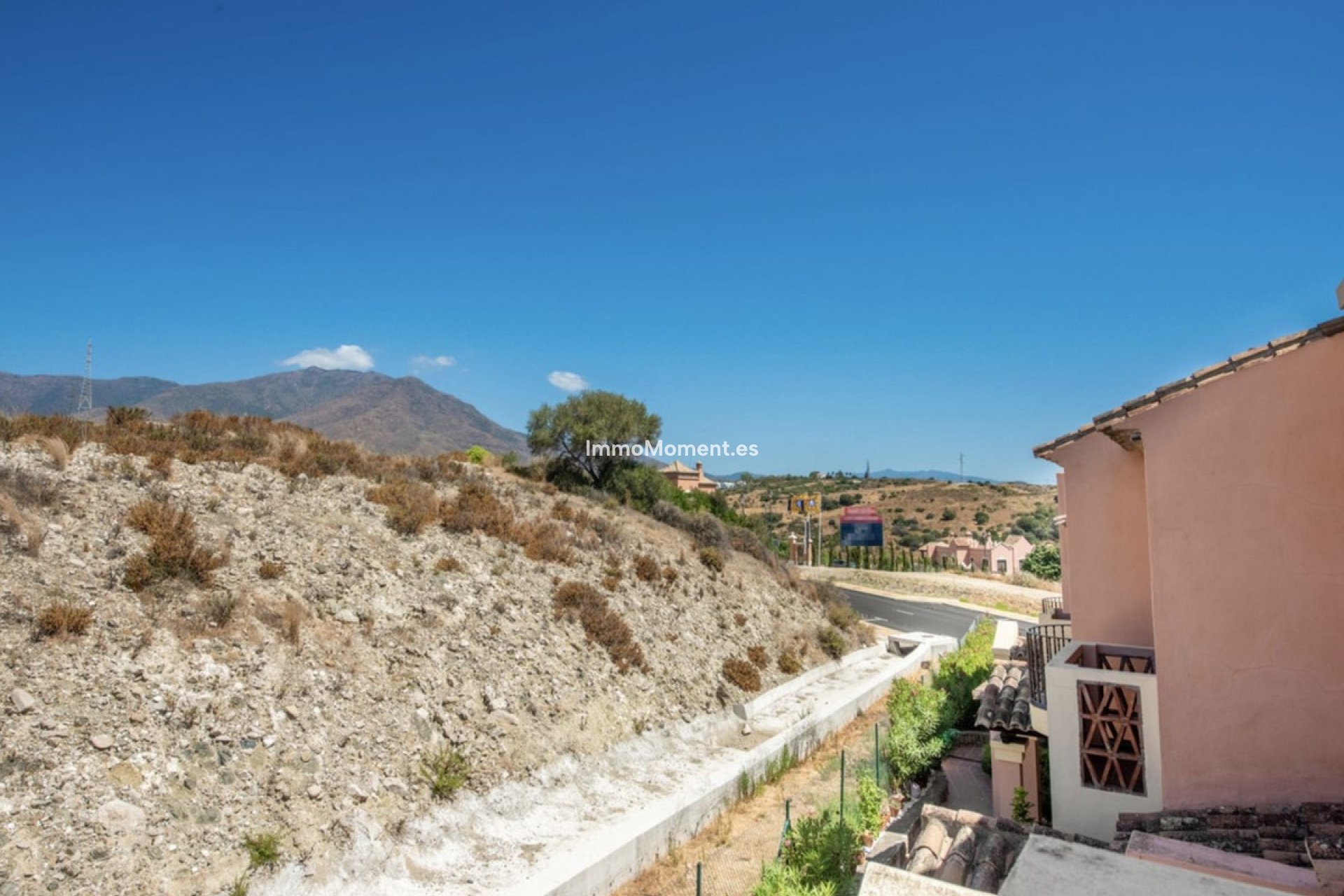 Bestaande woning - Geschakelde woning - Estepona  - Estepona Centro