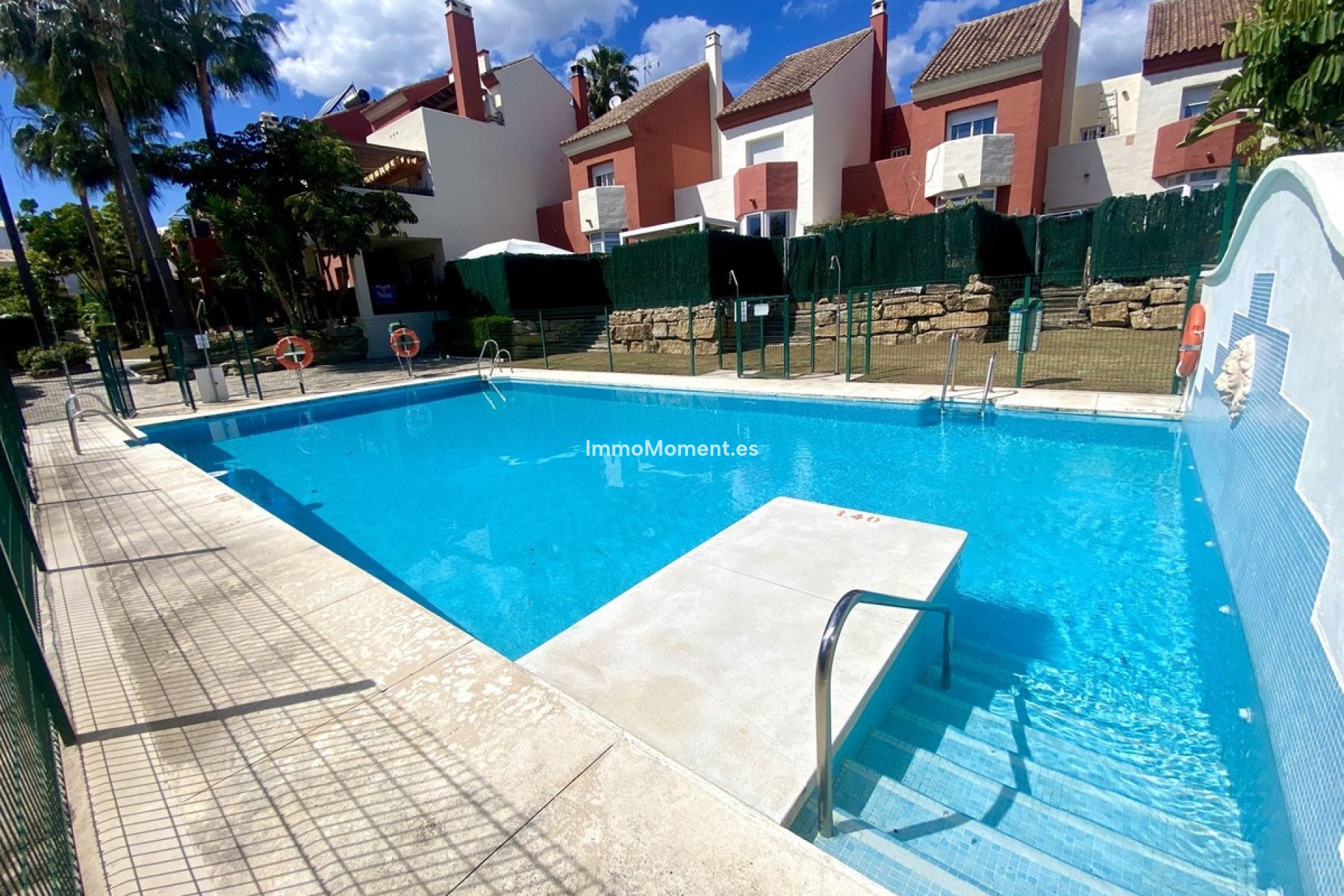 Bestaande woning - Geschakelde woning - Estepona  - Estepona Centro