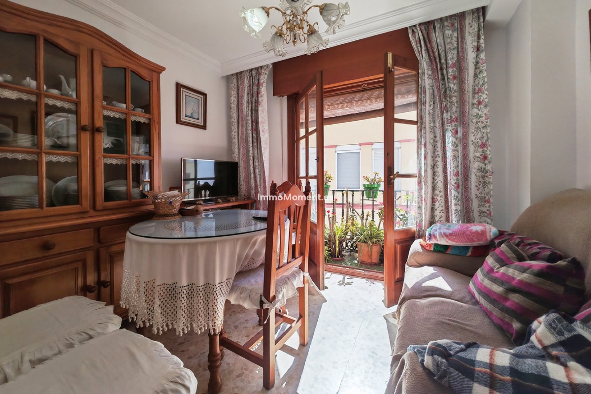 Bestaande woning - Geschakelde woning - Estepona  - Estepona Centro