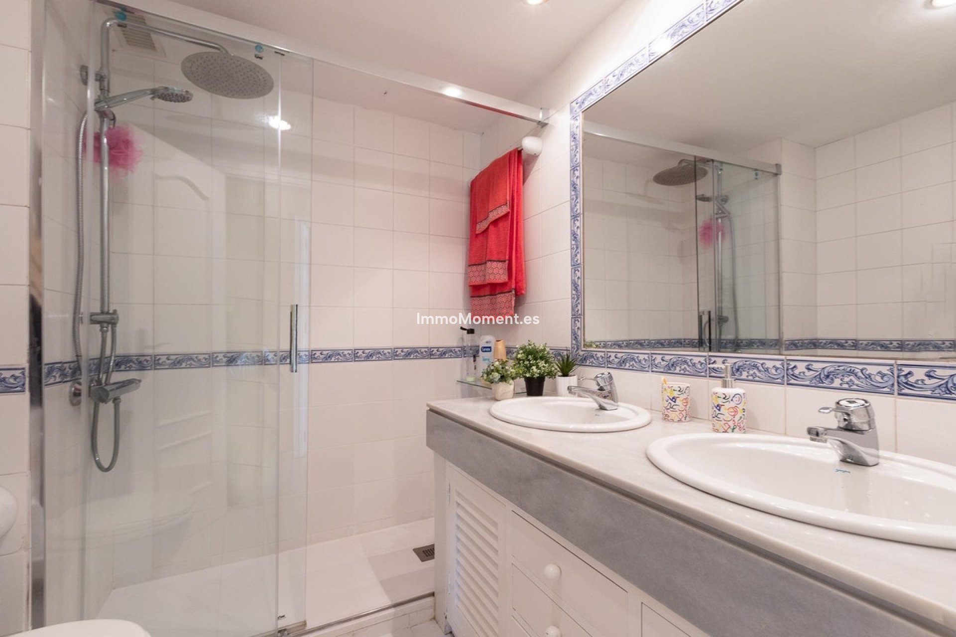 Bestaande woning - Geschakelde woning - Estepona  - Estepona Centro