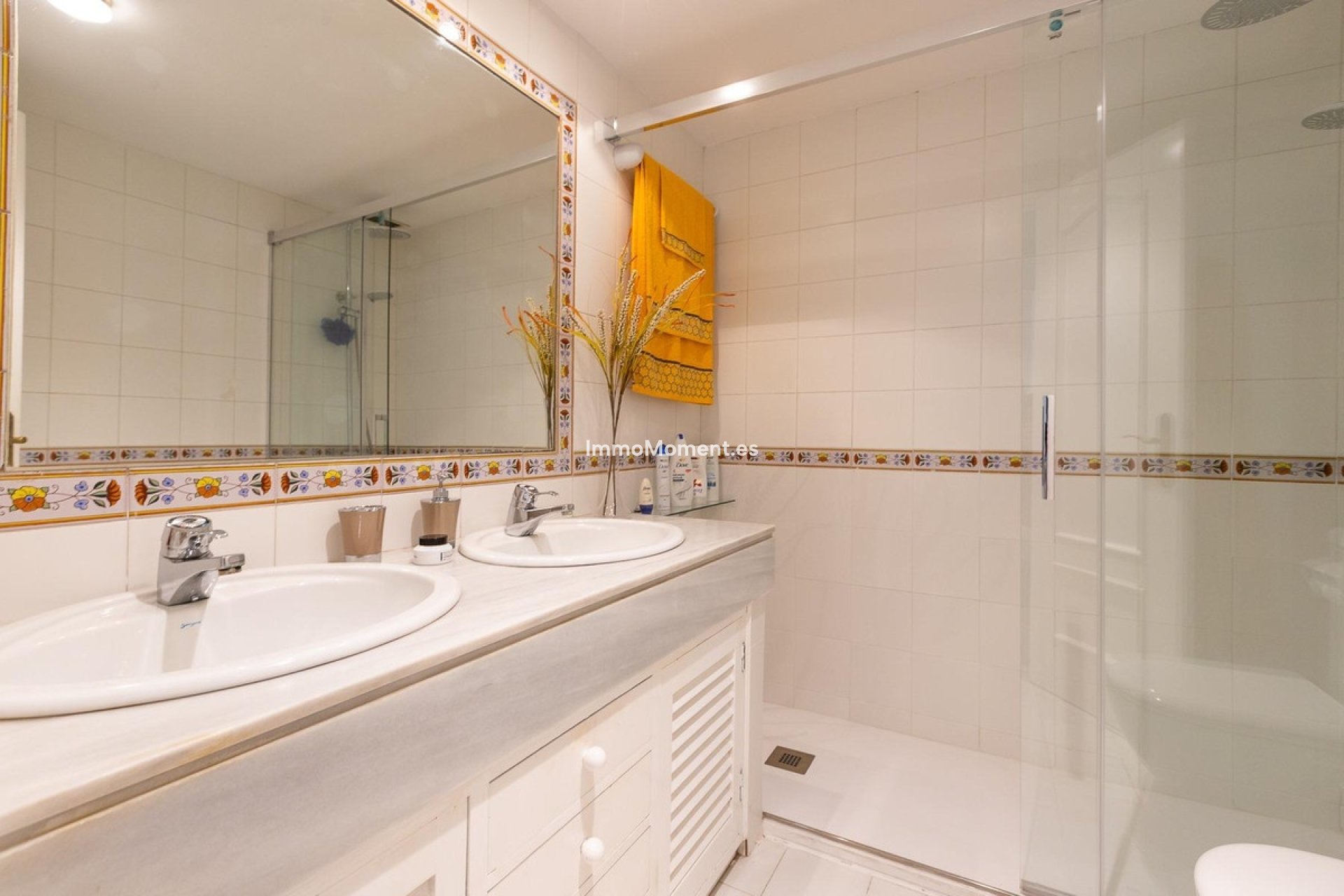 Bestaande woning - Geschakelde woning - Estepona  - Estepona Centro