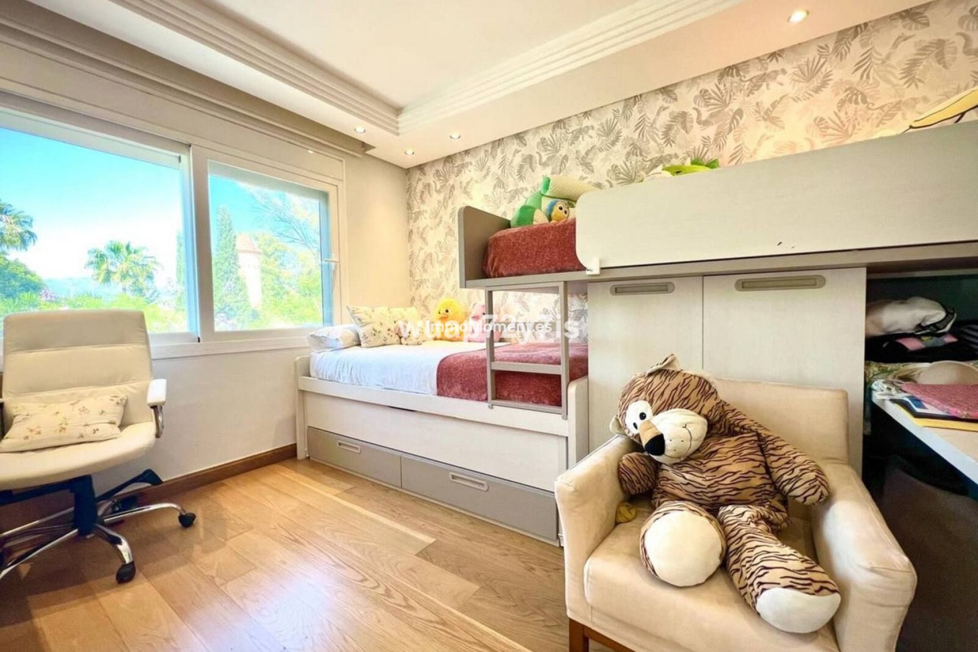 Bestaande woning - Geschakelde woning - Estepona  - Estepona Centro