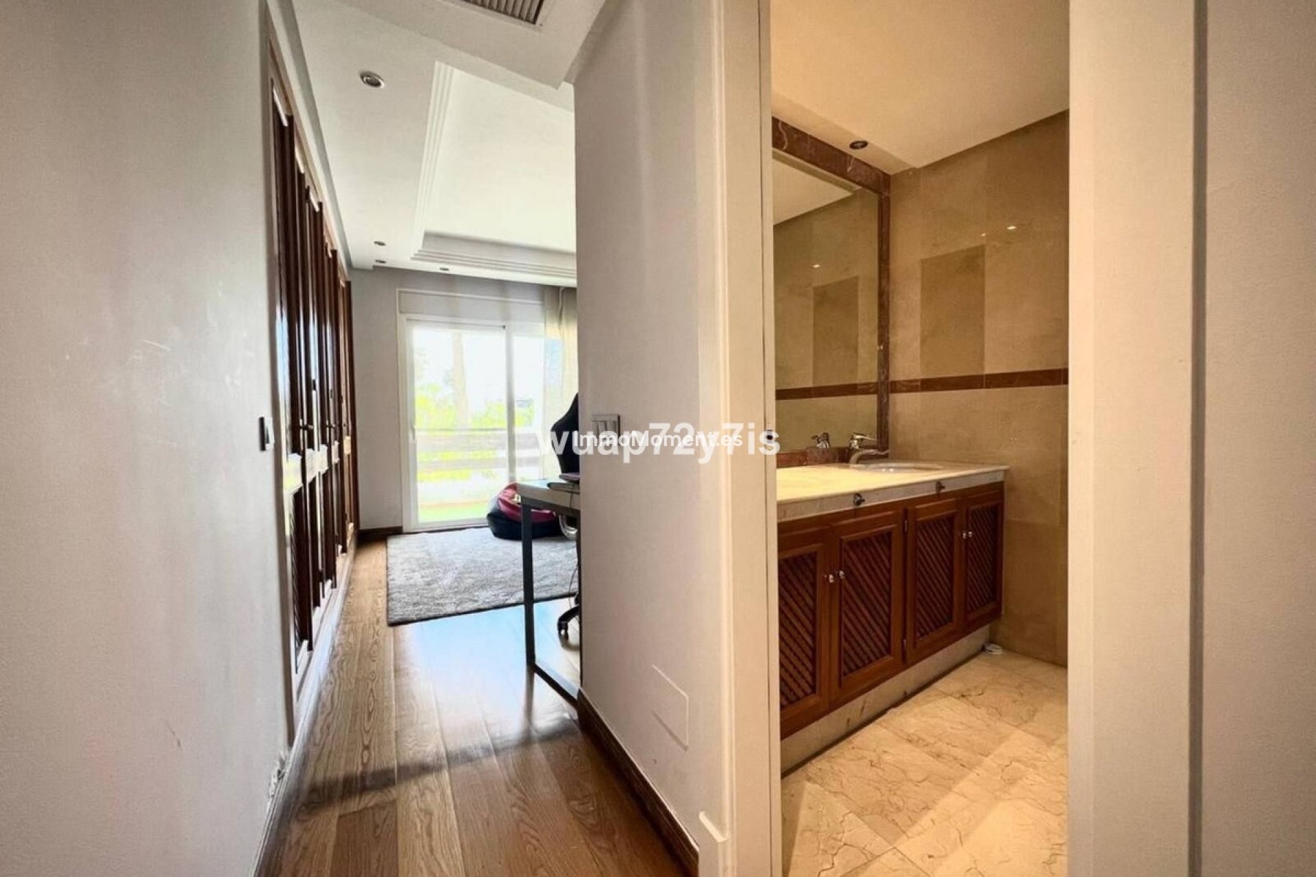 Bestaande woning - Geschakelde woning - Estepona  - Estepona Centro