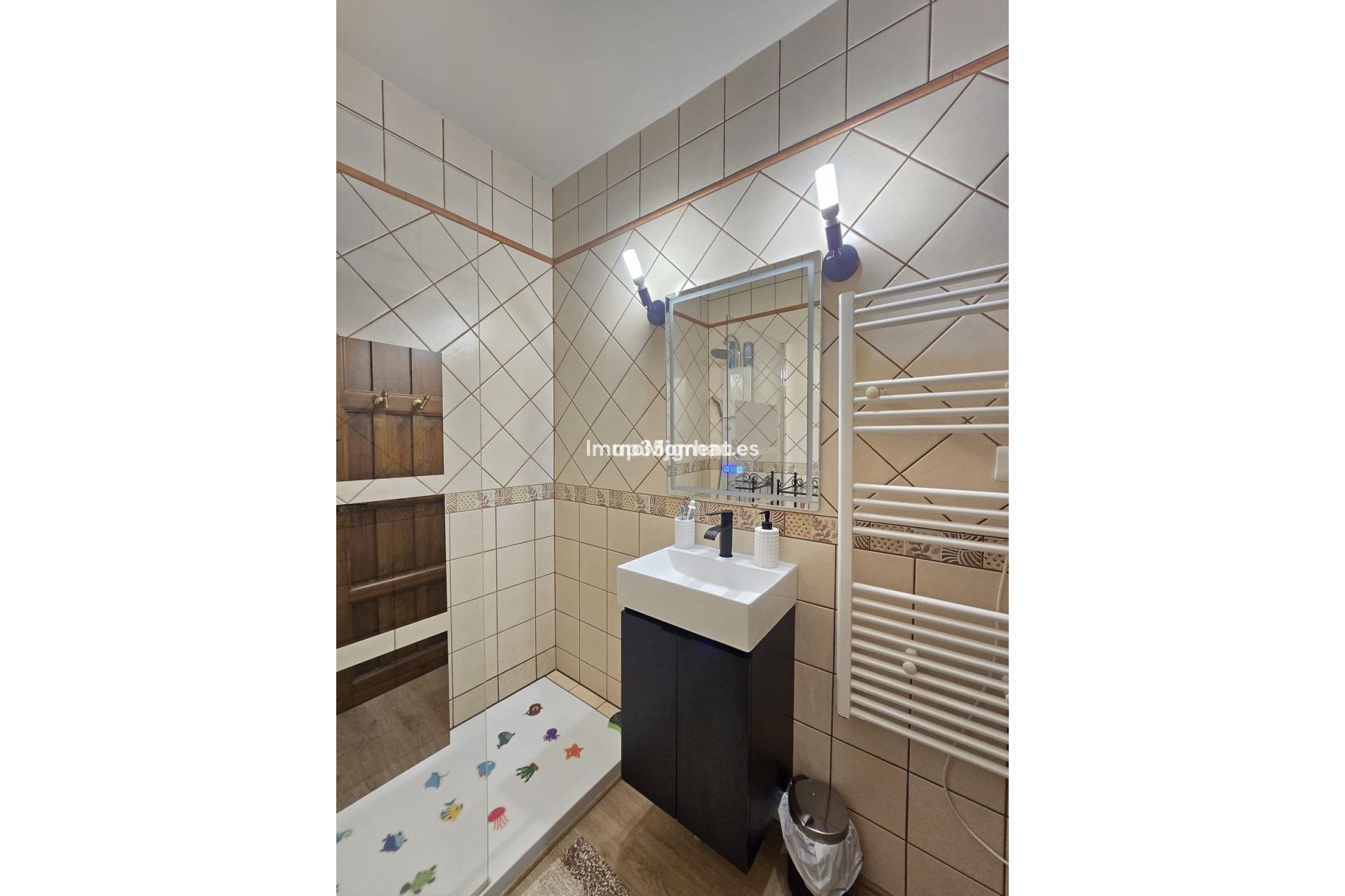 Bestaande woning - Geschakelde woning - Estepona  - Estepona Centro