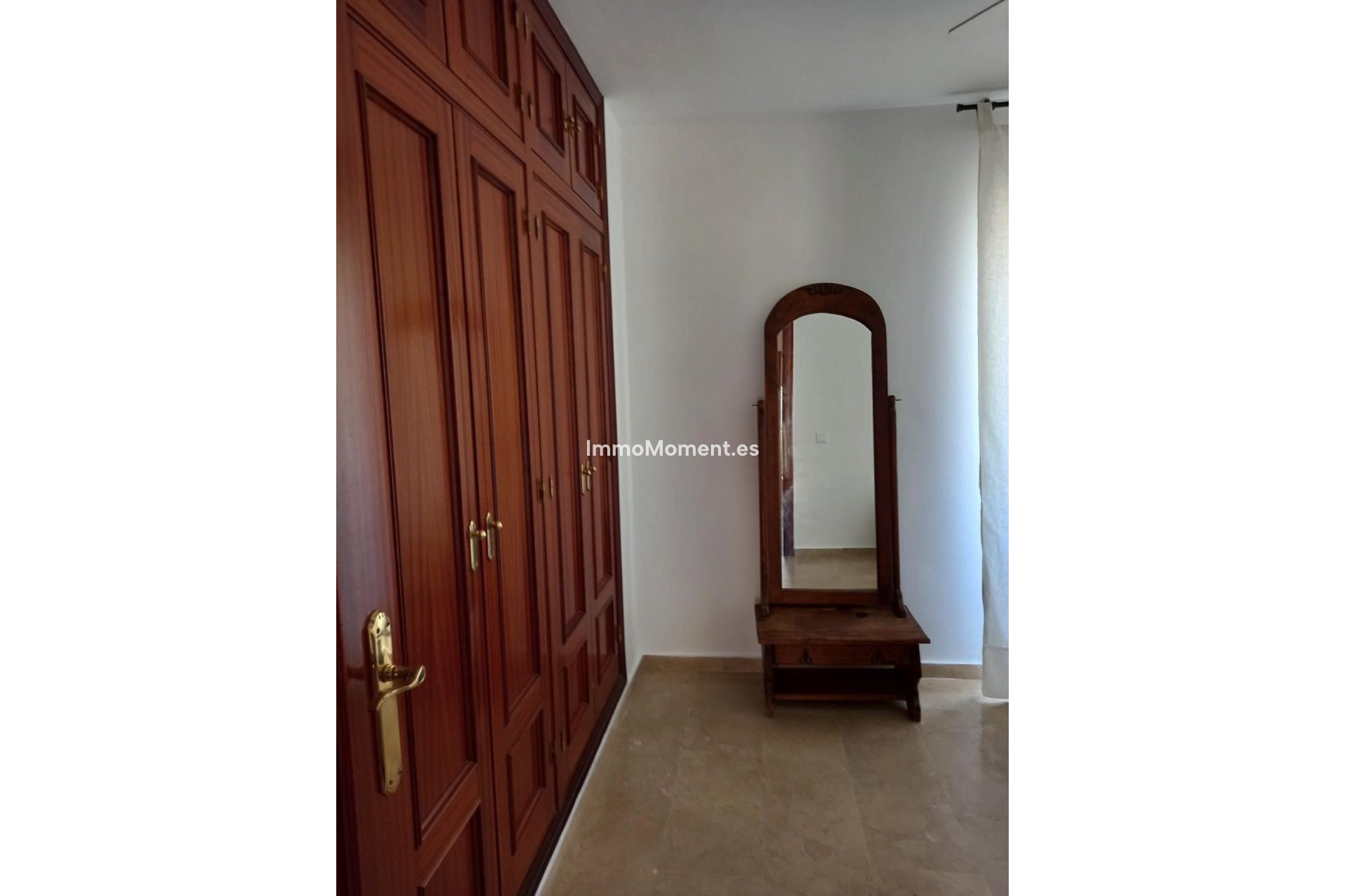 Bestaande woning - Geschakelde woning - Estepona  - Estepona Centro