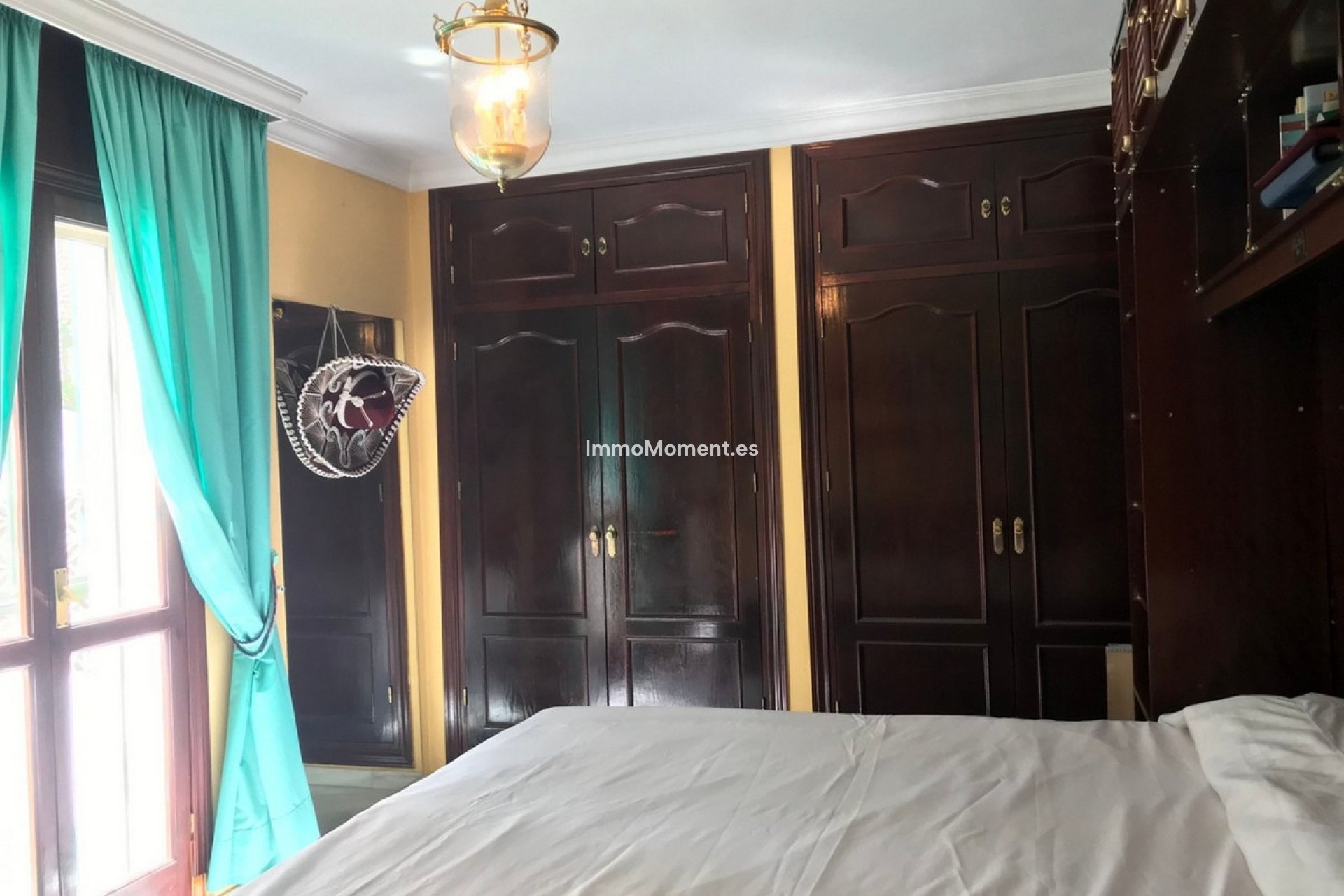 Bestaande woning - Geschakelde woning - Estepona  - Estepona Centro