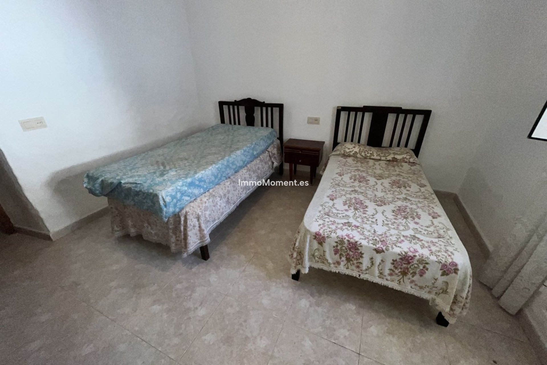 Bestaande woning - Geschakelde woning - Estepona  - Estepona Centro