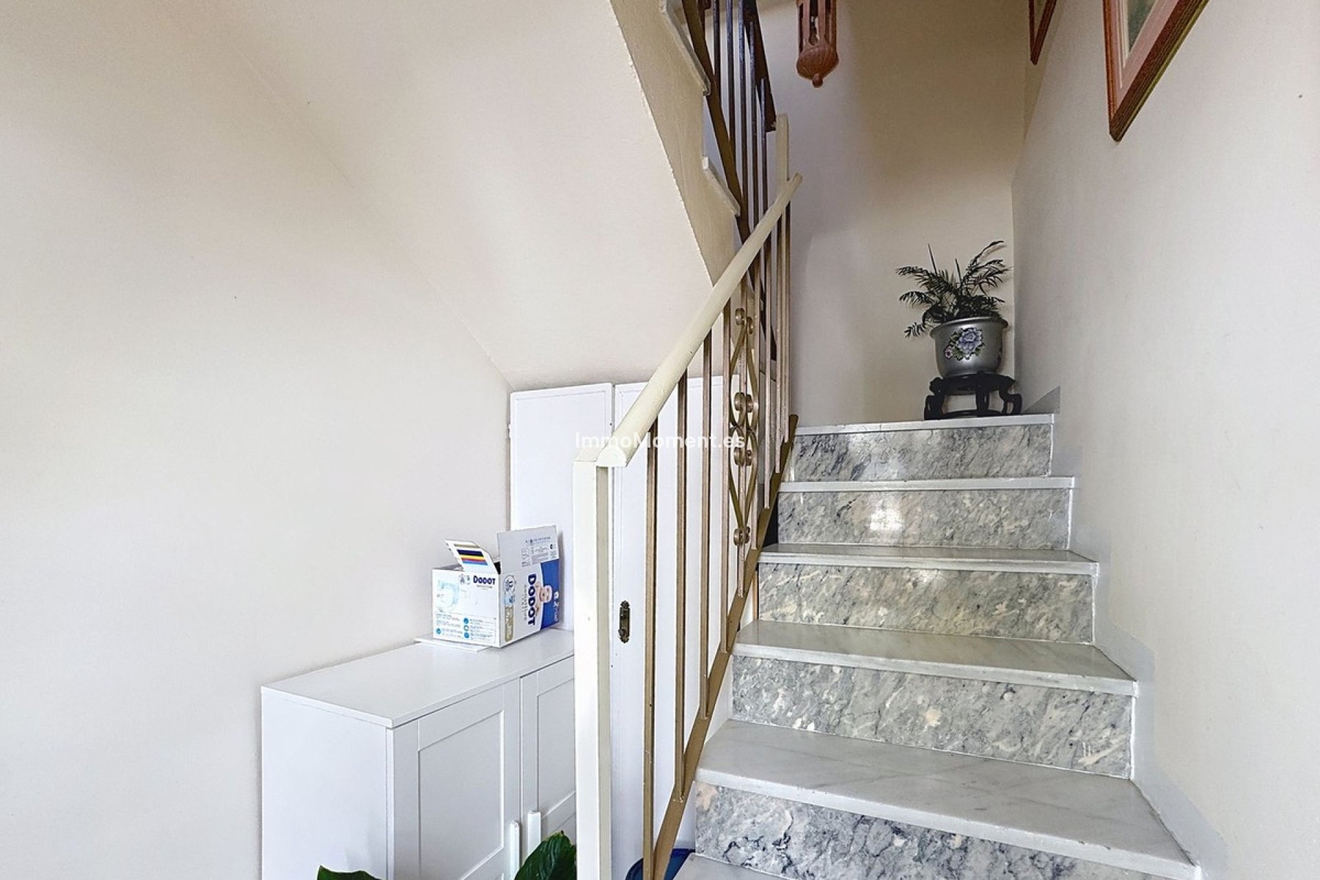 Bestaande woning - Geschakelde woning - Estepona  - Estepona Centro