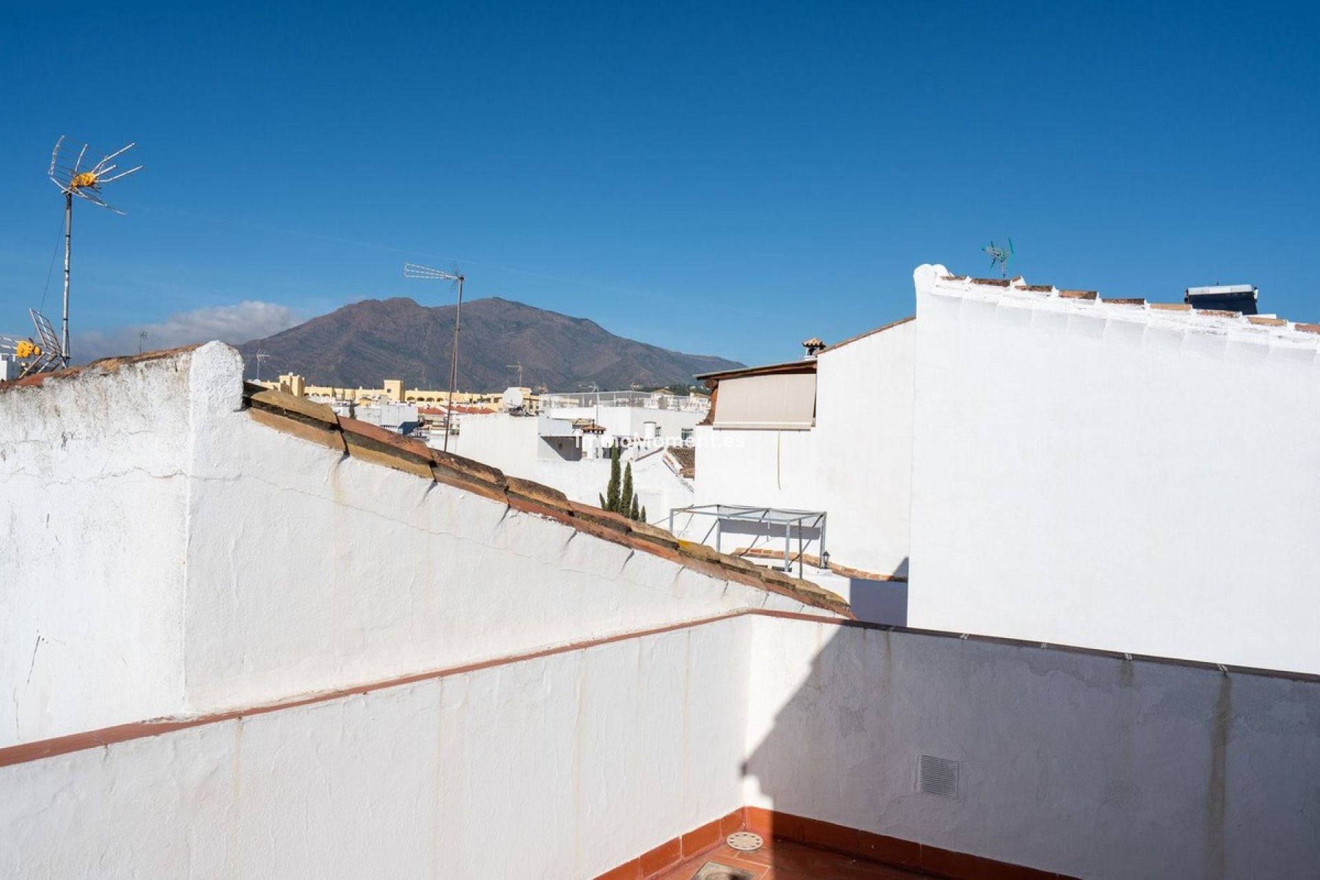 Bestaande woning - Geschakelde woning - Estepona  - Estepona Centro