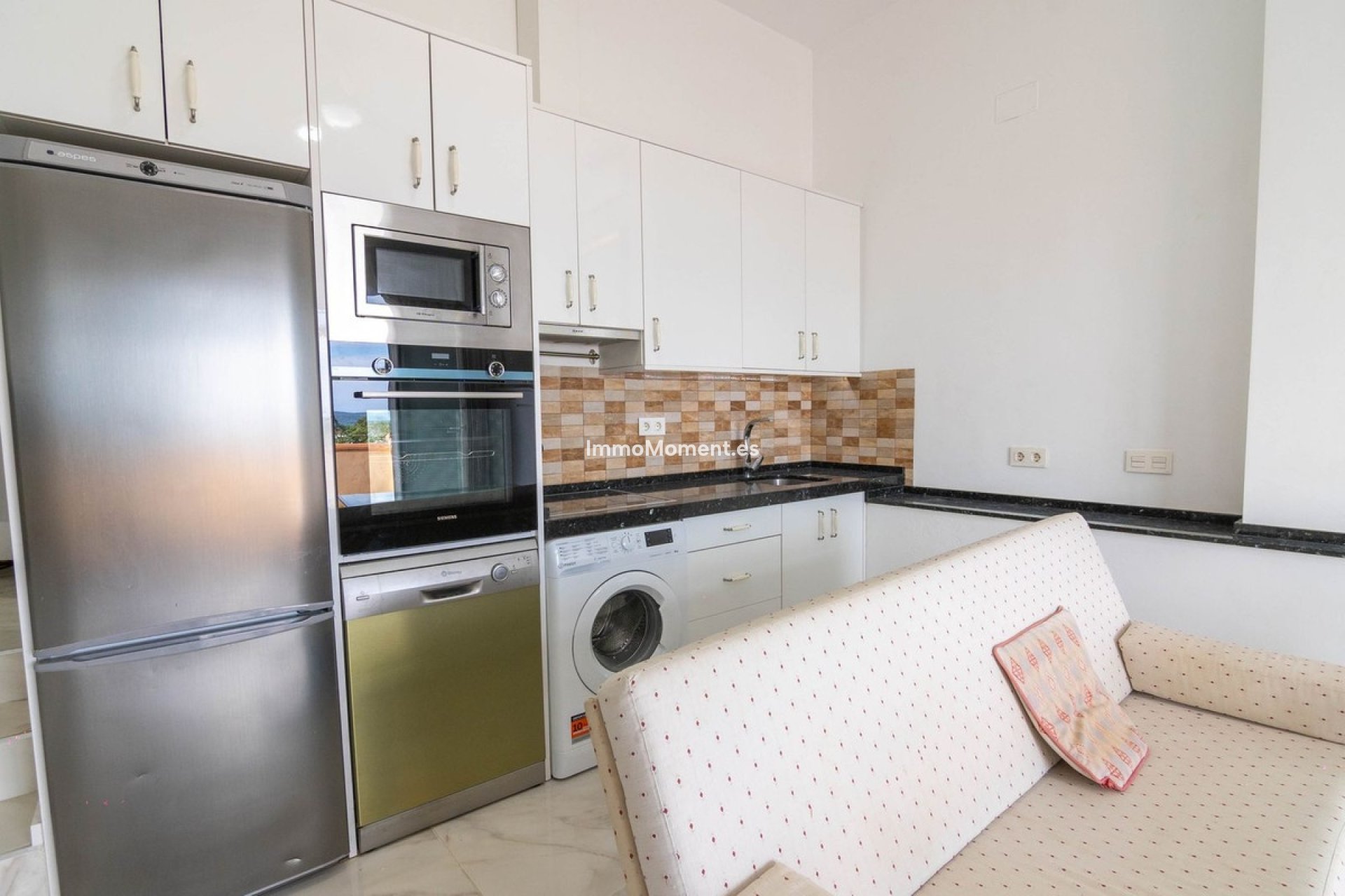 Bestaande woning - Geschakelde woning - Estepona  - Estepona Centro