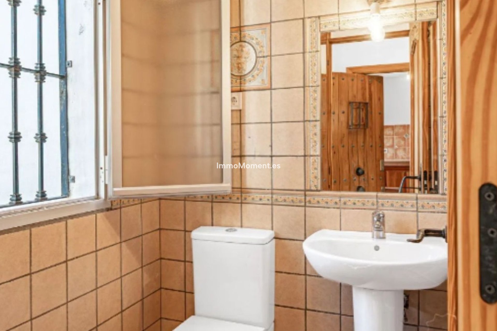 Bestaande woning - Geschakelde woning - Estepona  - Estepona Centro