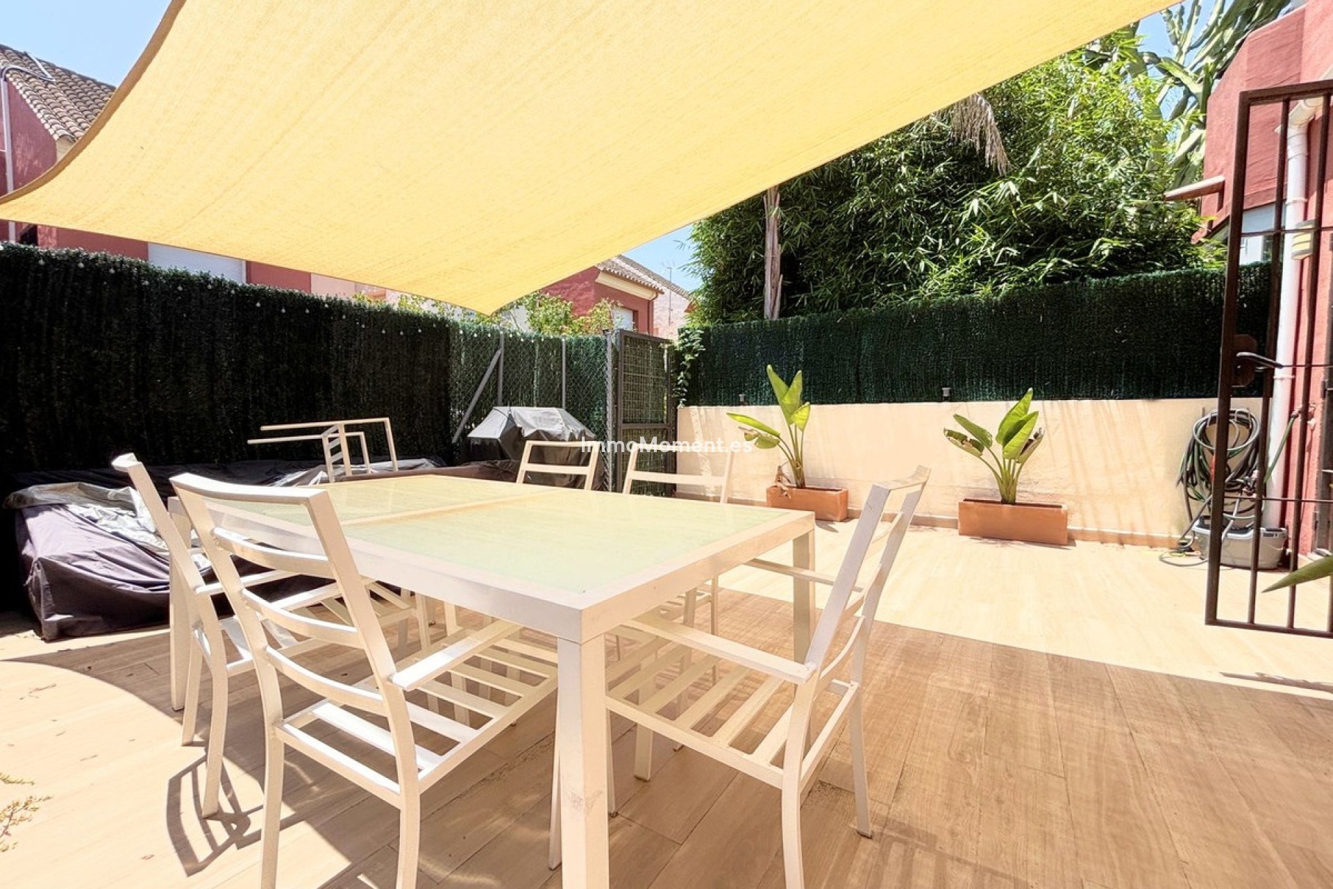 Bestaande woning - Geschakelde woning - Estepona  - Estepona Centro