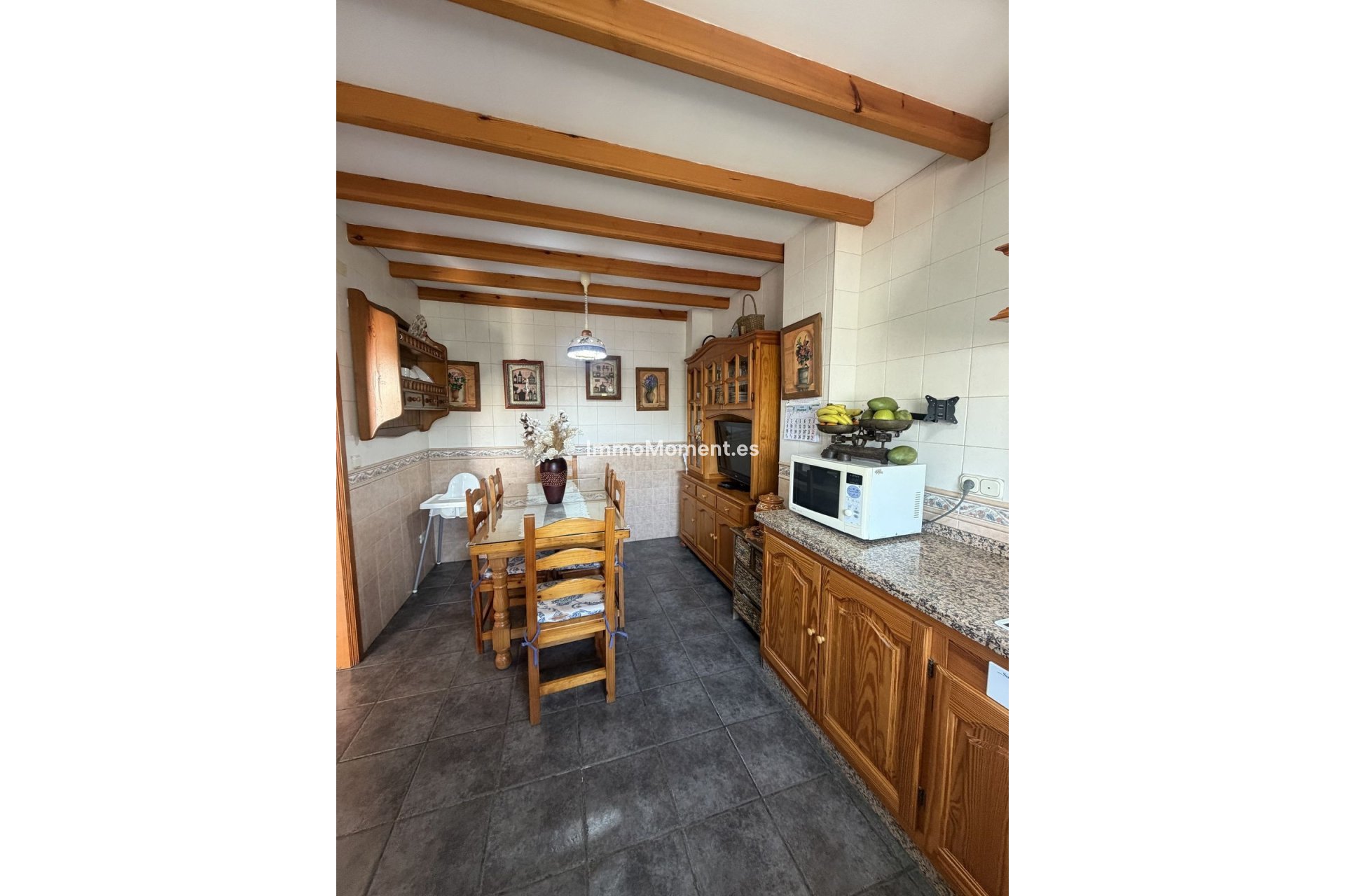 Bestaande woning - Geschakelde woning - Estepona  - Estepona Centro