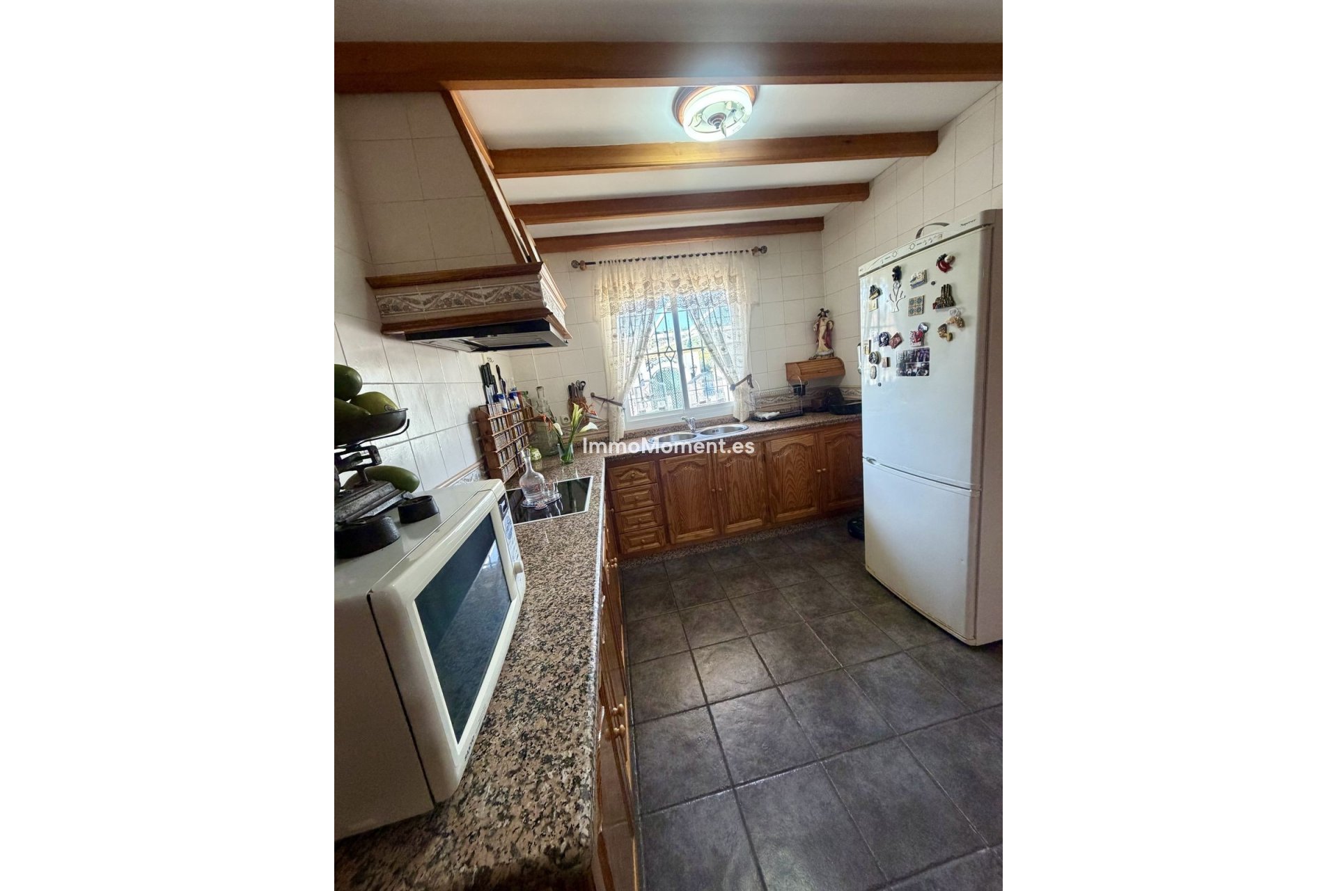 Bestaande woning - Geschakelde woning - Estepona  - Estepona Centro