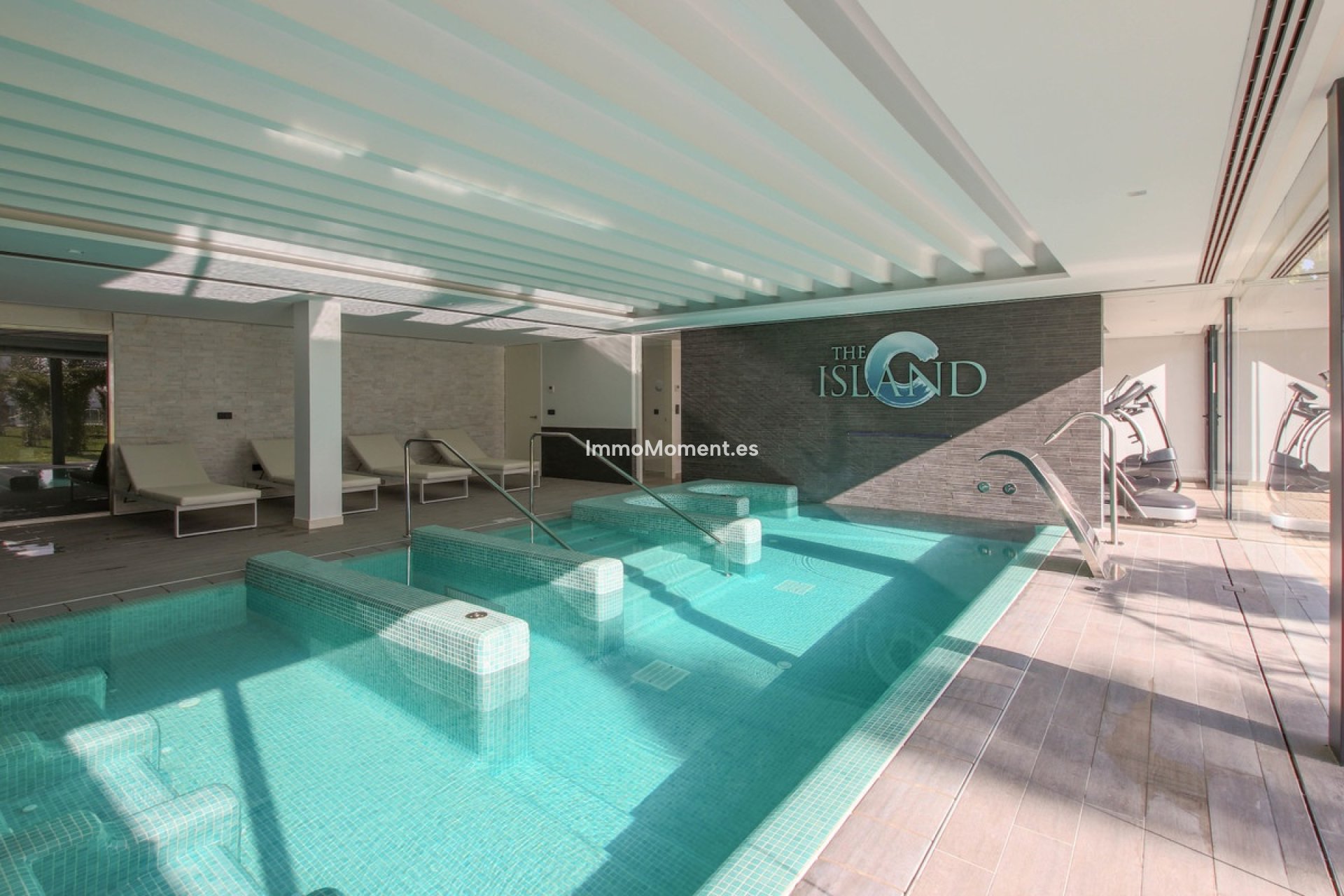 Bestaande woning - Geschakelde woning - Estepona  - Estepona Centro