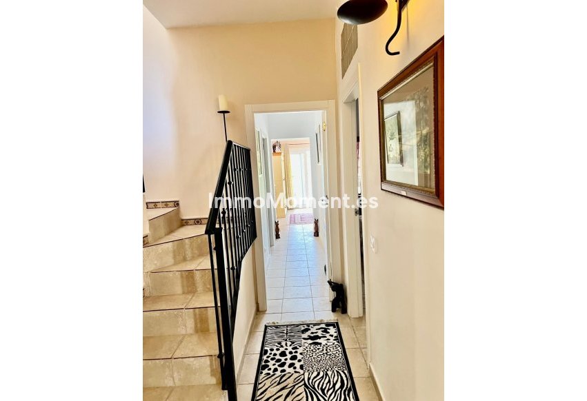 Bestaande woning - Geschakelde woning - Estepona  - Estepona Centro