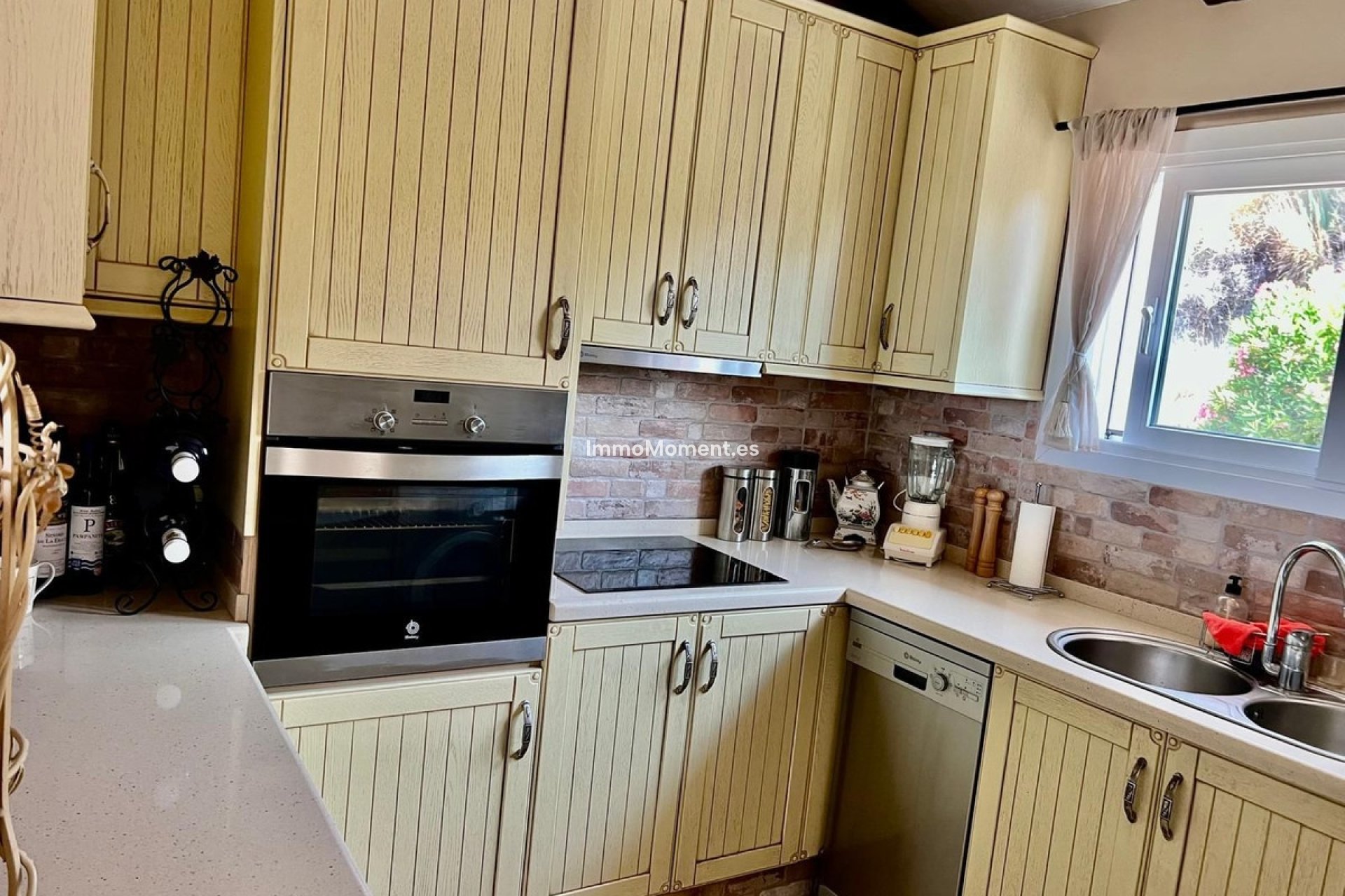 Bestaande woning - Geschakelde woning - Estepona  - Estepona Centro