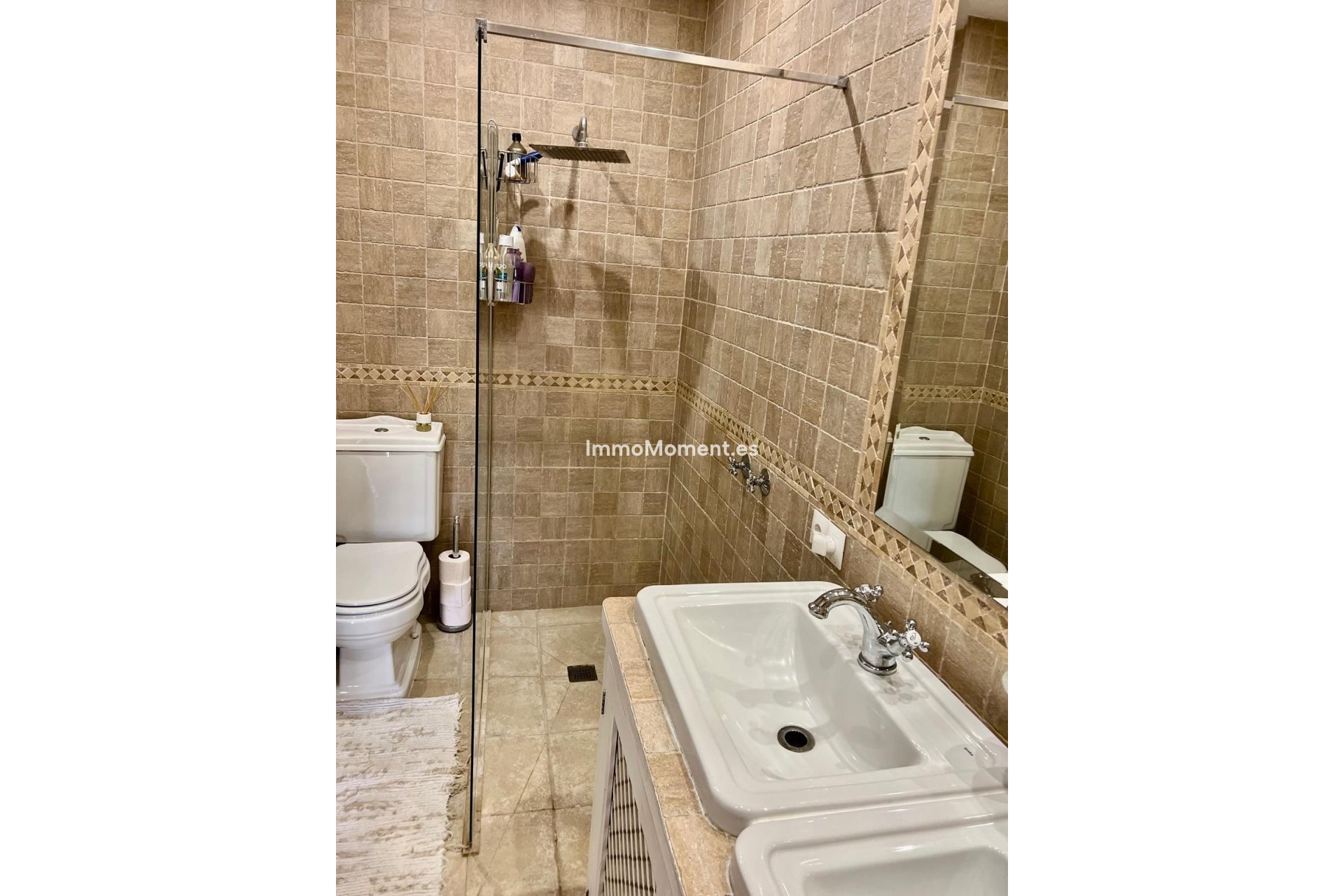 Bestaande woning - Geschakelde woning - Estepona  - Estepona Centro