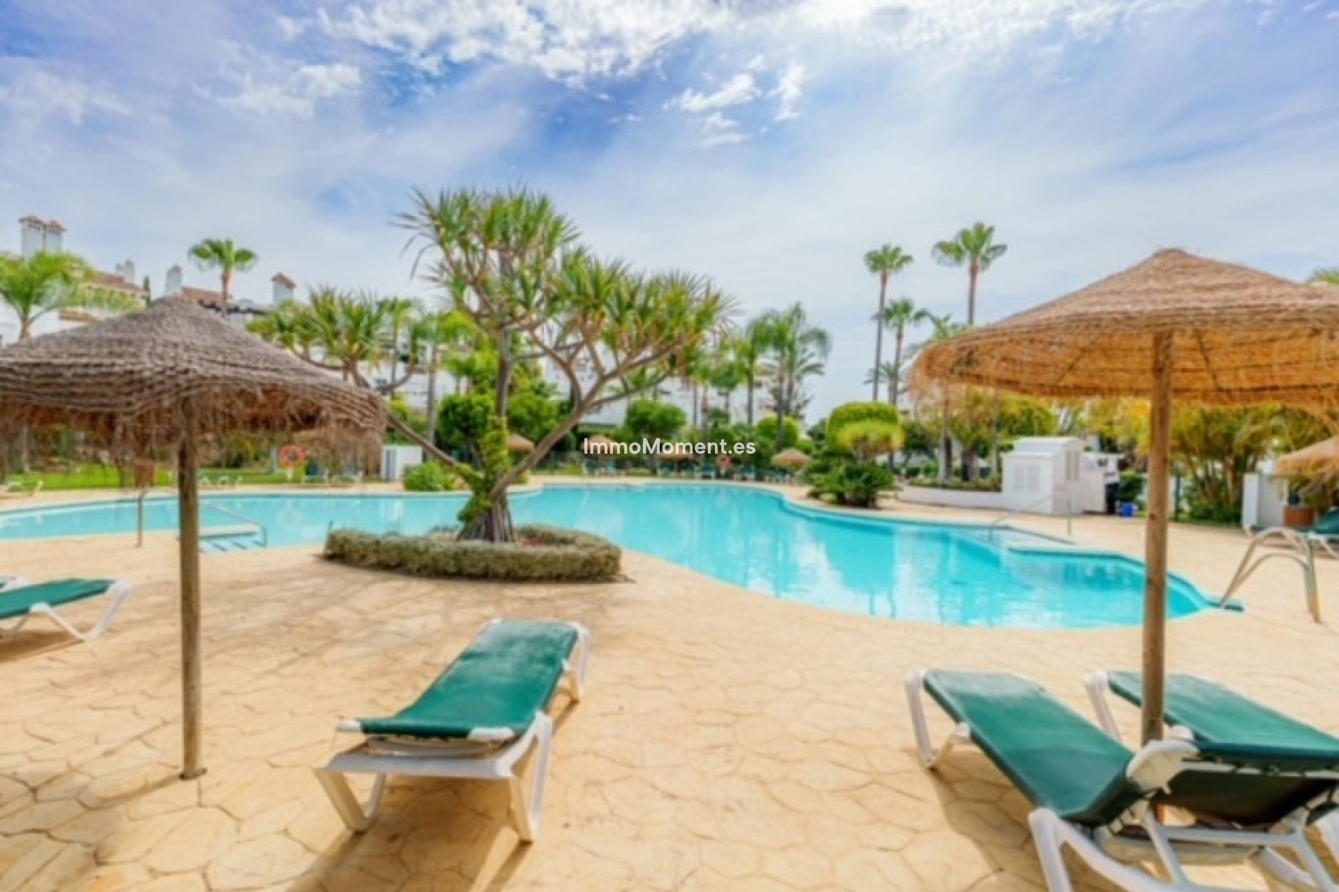 Bestaande woning - Geschakelde woning - Estepona  - Estepona Centro