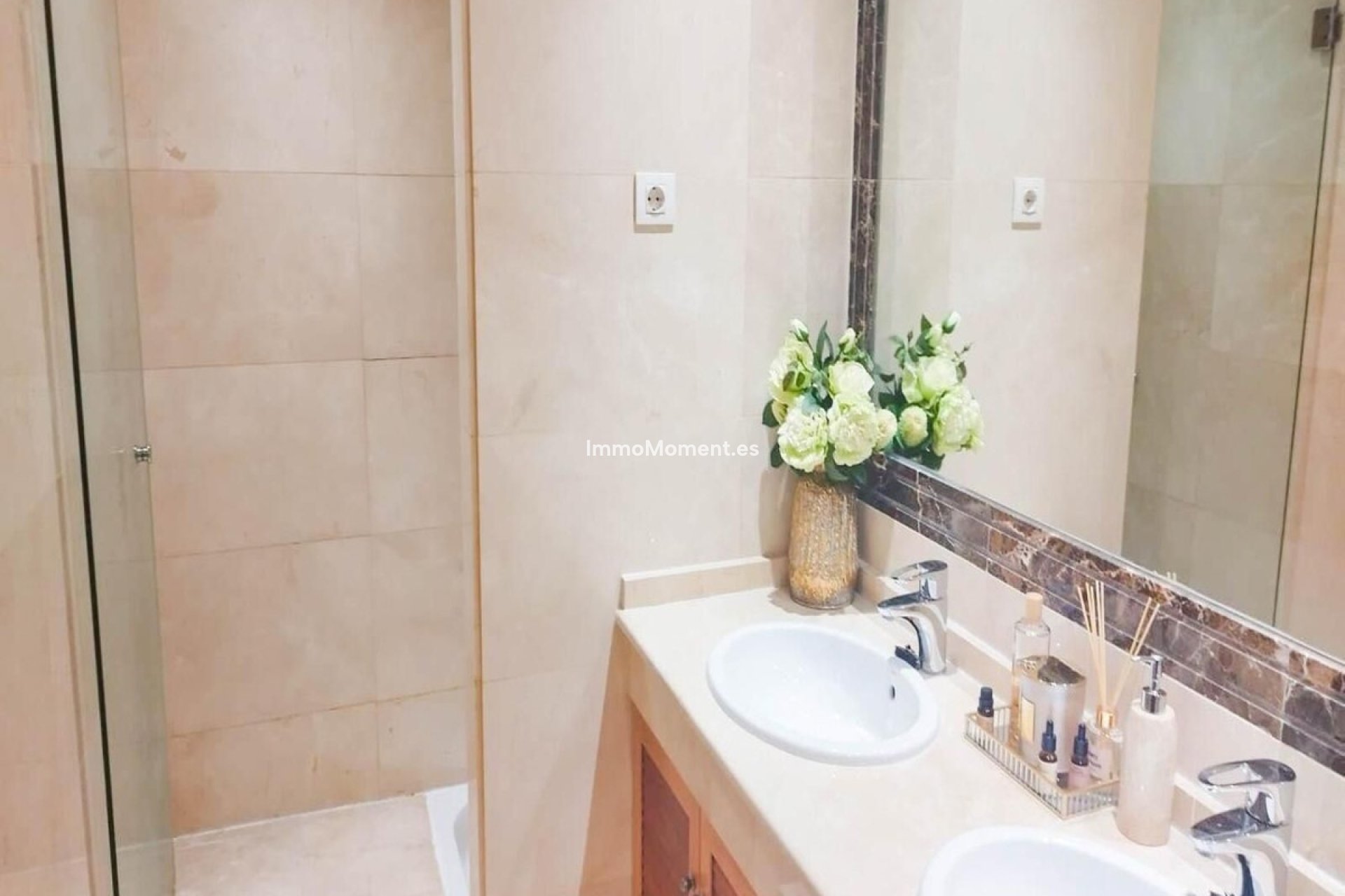 Bestaande woning - Geschakelde woning - Estepona  - Estepona Centro