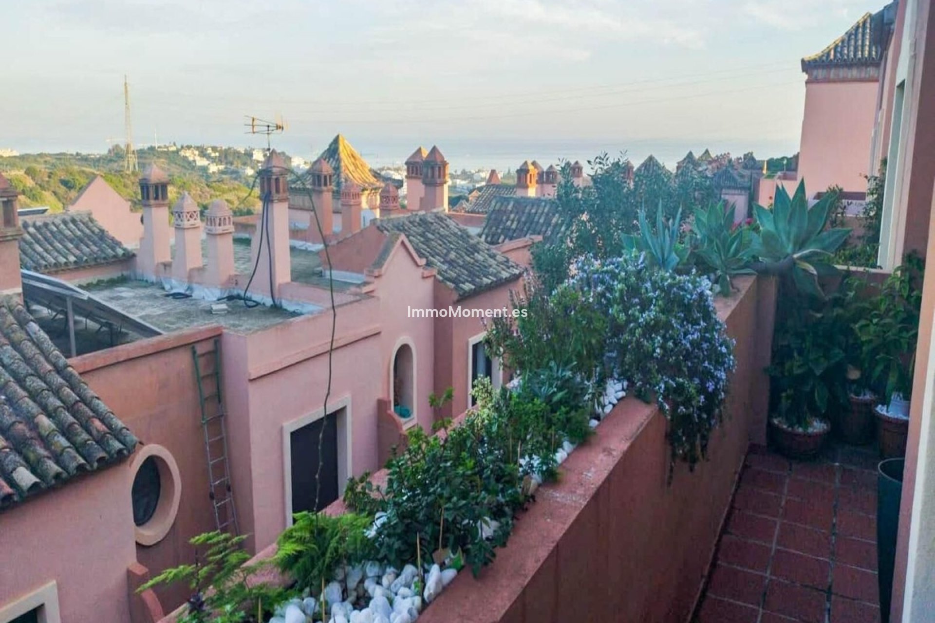 Bestaande woning - Geschakelde woning - Estepona  - Estepona Centro