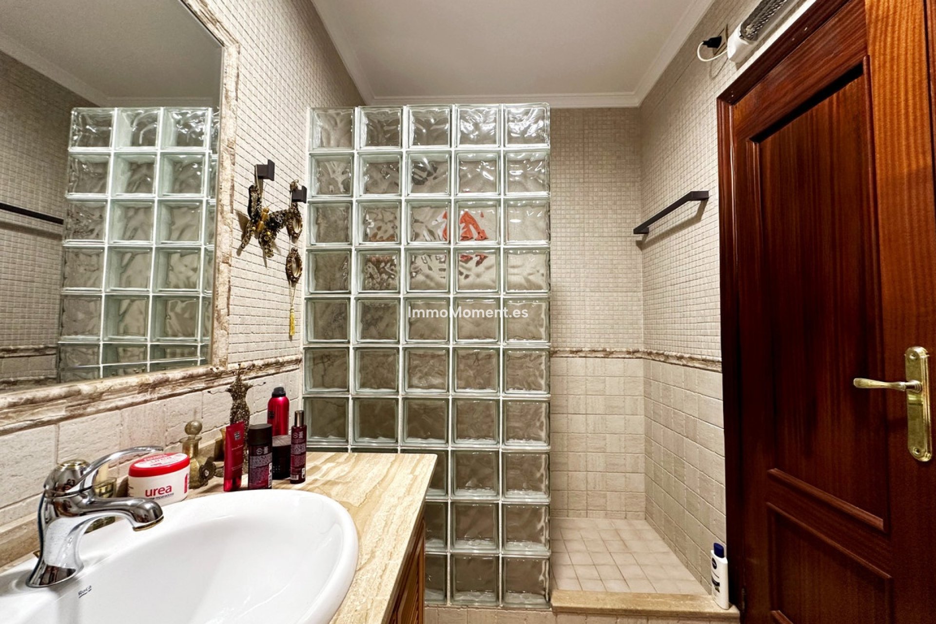 Bestaande woning - Geschakelde woning - Estepona  - Estepona Centro