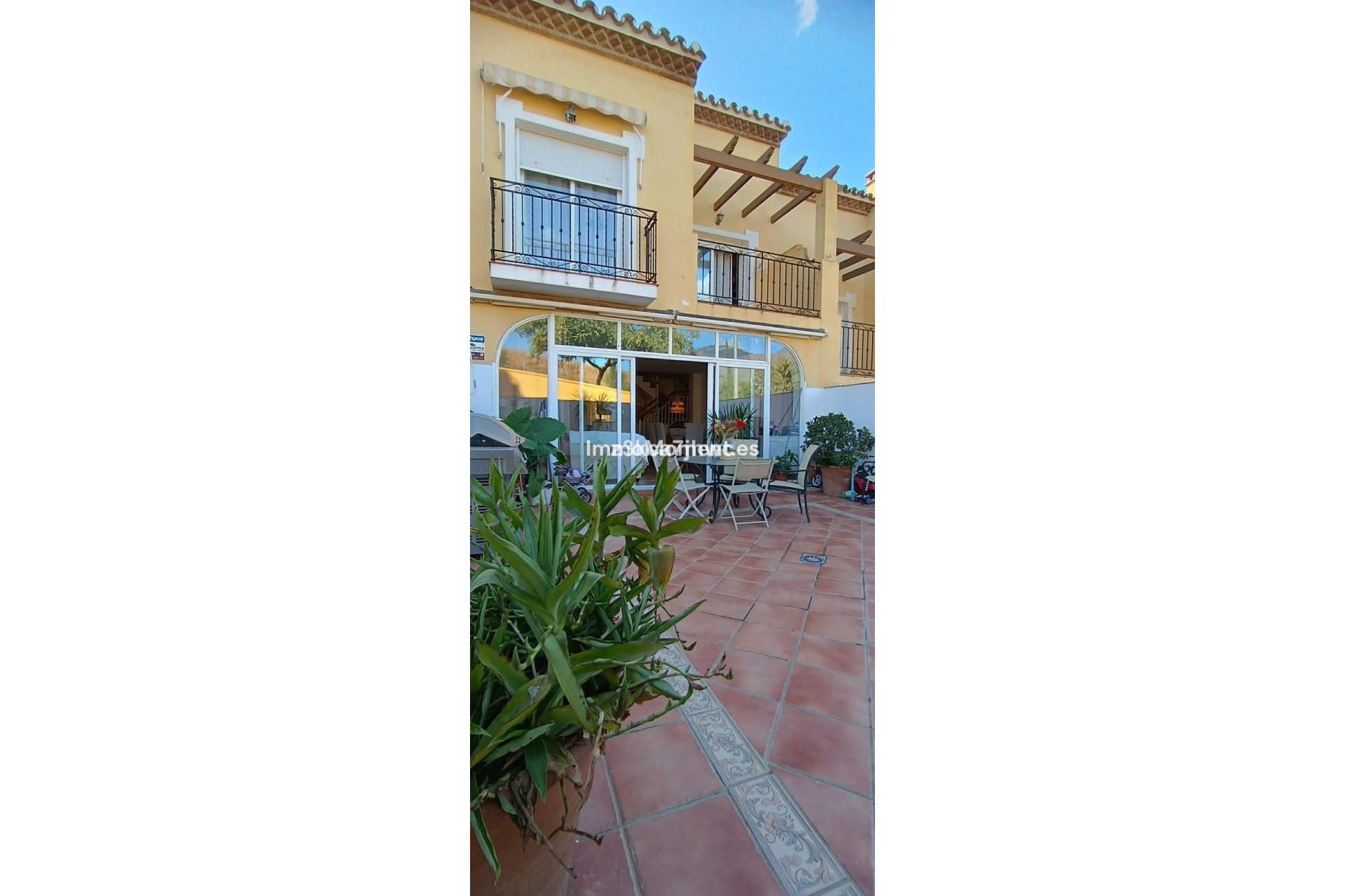 Bestaande woning - Geschakelde woning - Estepona  - Estepona Centro
