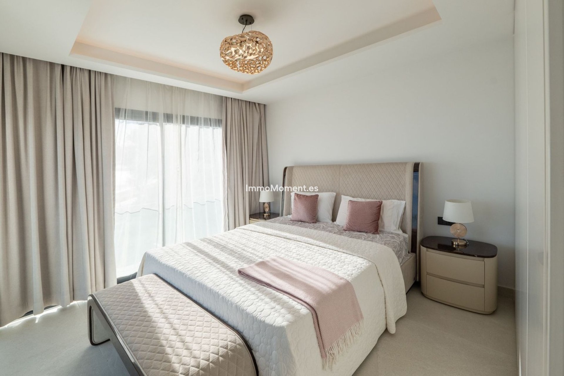 Bestaande woning - Geschakelde woning - Estepona  - Estepona Centro