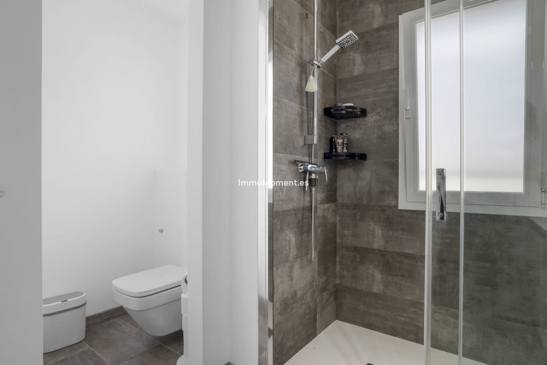 Bestaande woning - Geschakelde woning - Estepona  - Estepona Centro