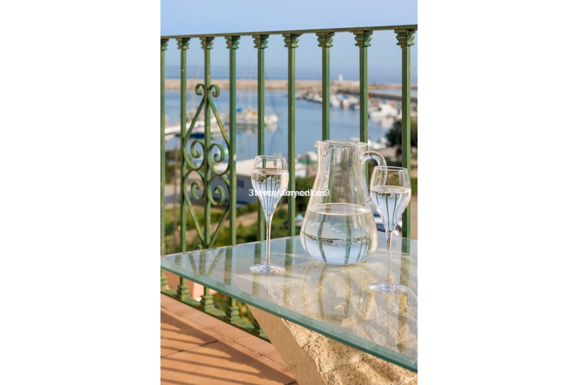 Bestaande woning - Geschakelde woning - Estepona  - Estepona Centro