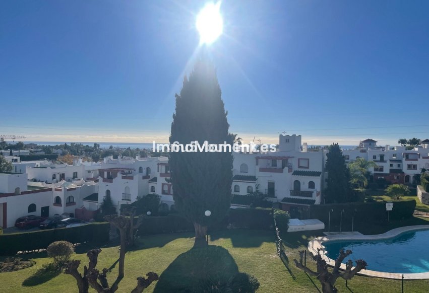 Bestaande woning - Geschakelde woning - Estepona  - Estepona Centro