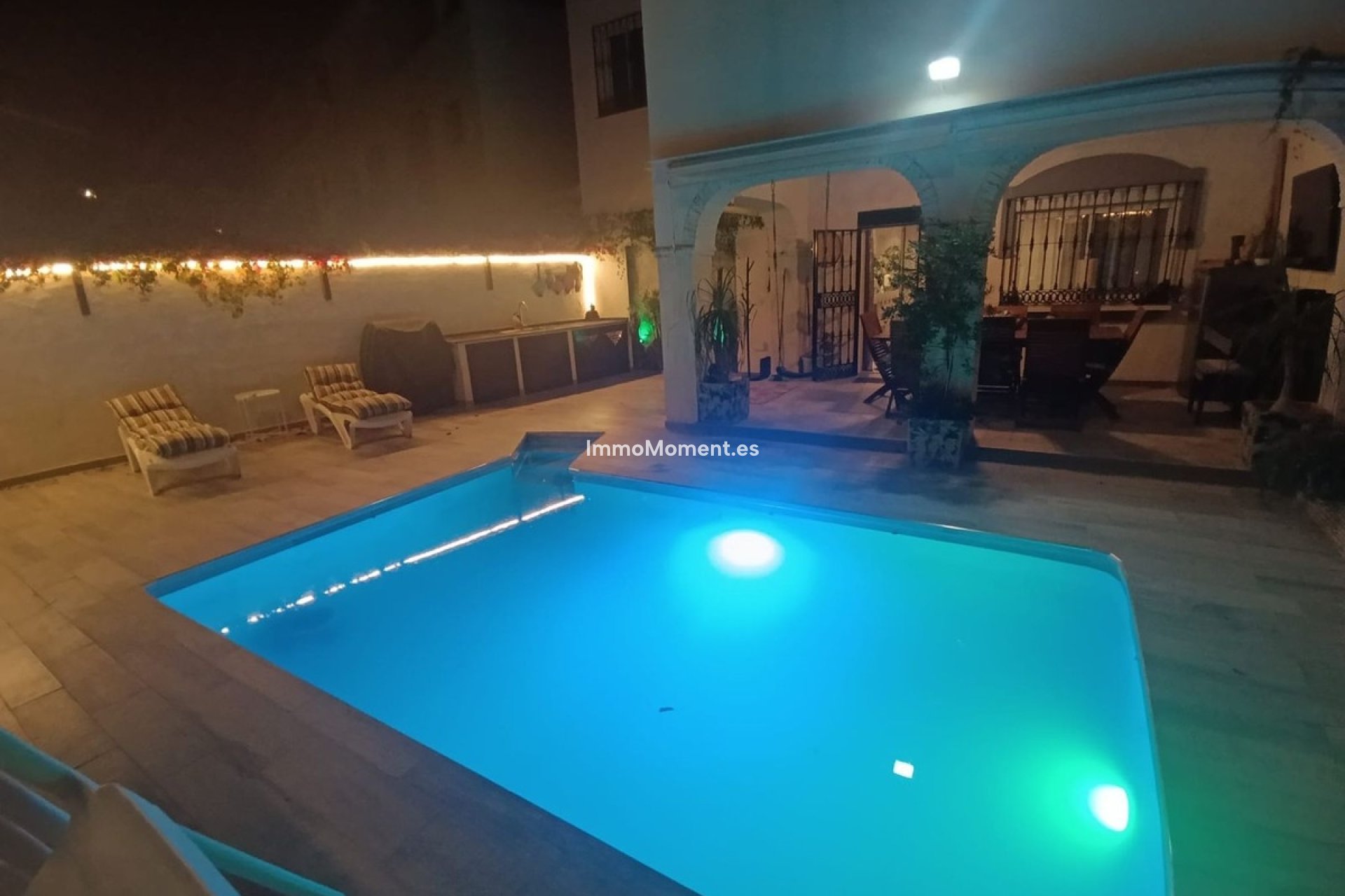 Bestaande woning - Geschakelde woning - Estepona  - Estepona Centro