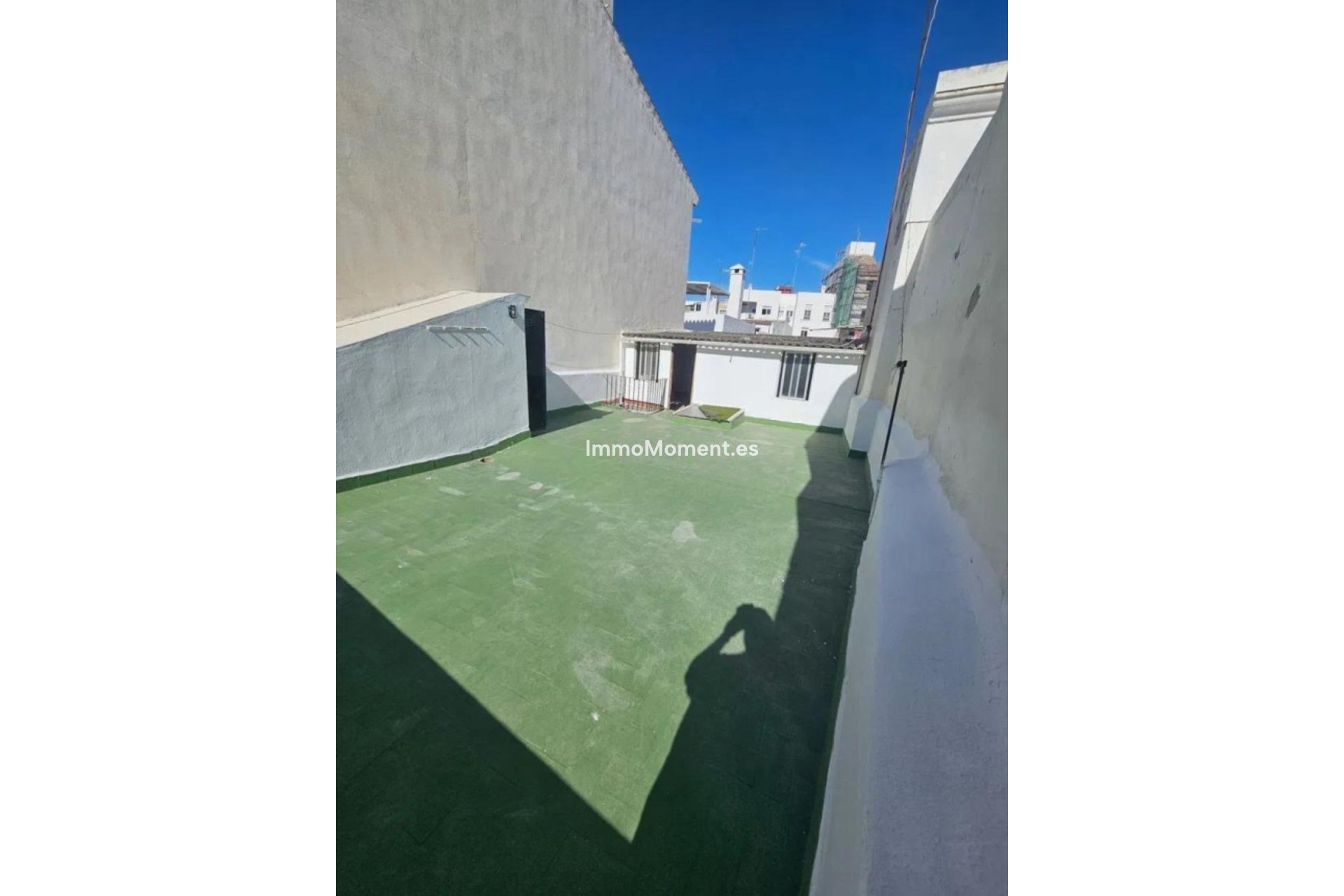 Bestaande woning - Geschakelde woning - Estepona  - Estepona Centro