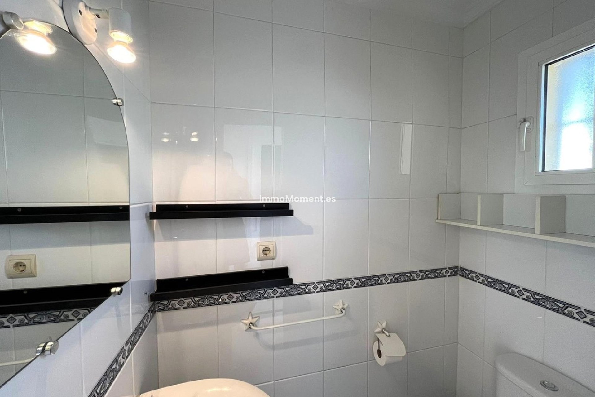 Bestaande woning - Geschakelde woning - Estepona  - Estepona Centro