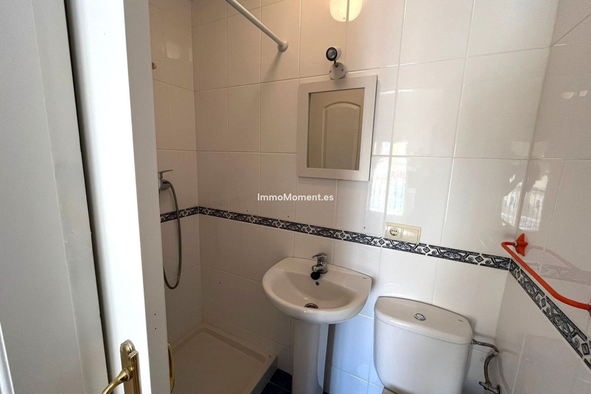 Bestaande woning - Geschakelde woning - Estepona  - Estepona Centro