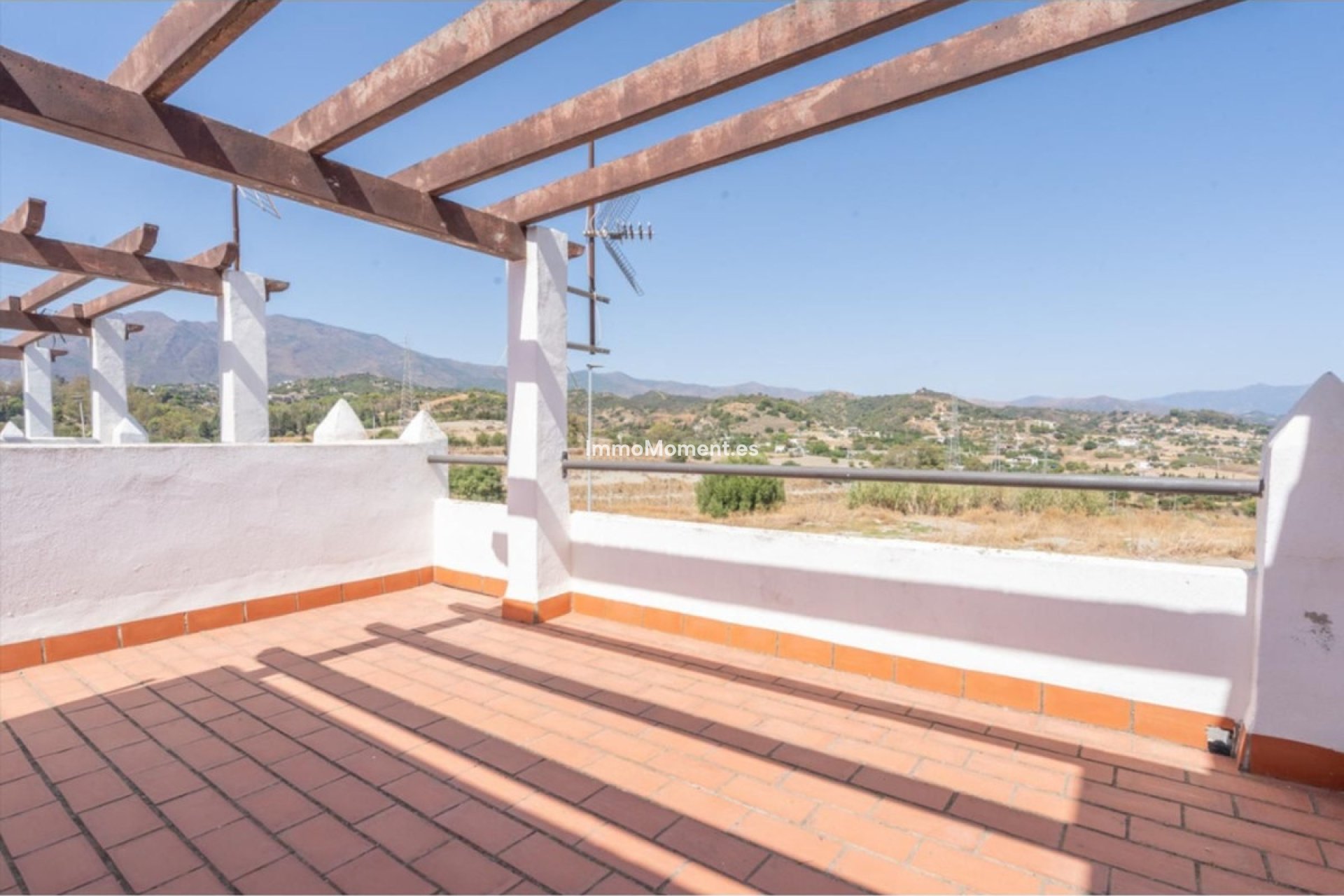 Bestaande woning - Geschakelde woning - Estepona  - Estepona Centro