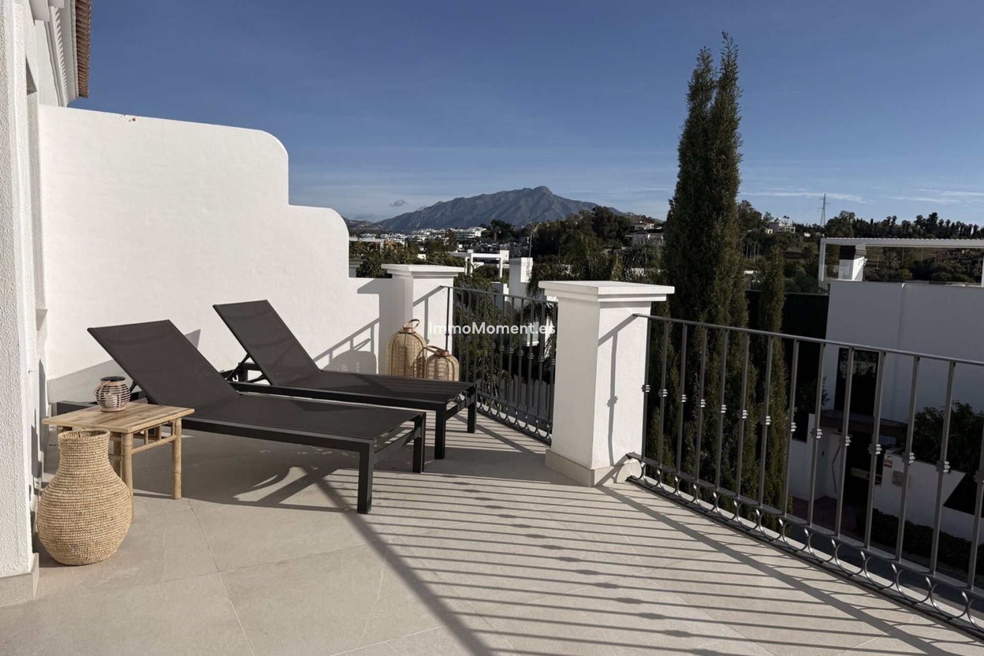 Bestaande woning - Geschakelde woning - Estepona  - Estepona Centro