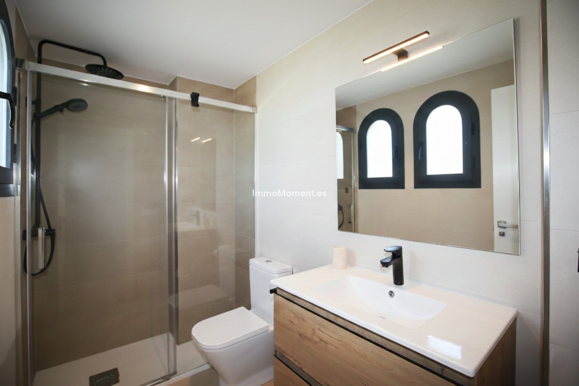 Bestaande woning - Geschakelde woning - Estepona  - Estepona Centro