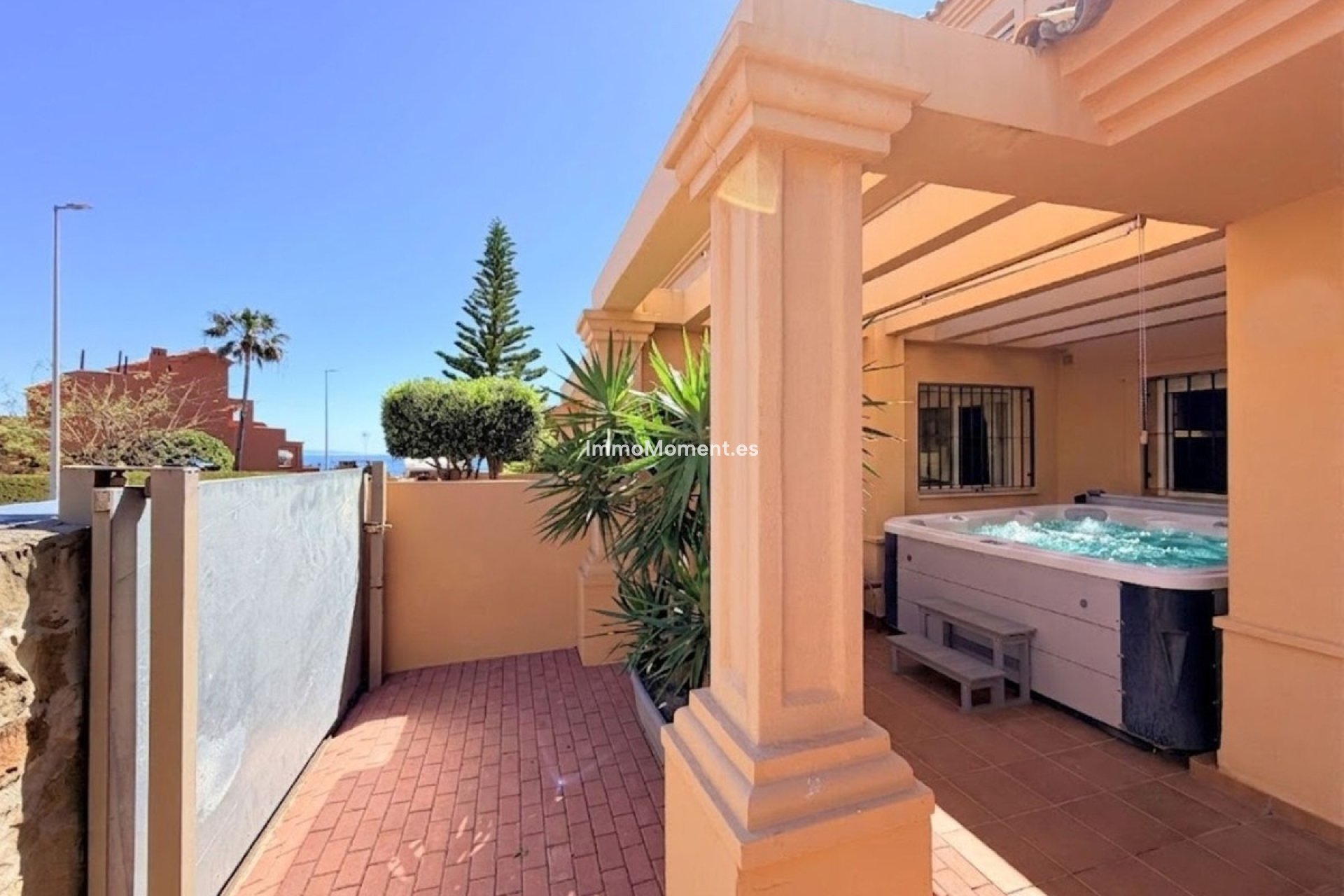 Bestaande woning - Geschakelde woning - Estepona  - Estepona Centro
