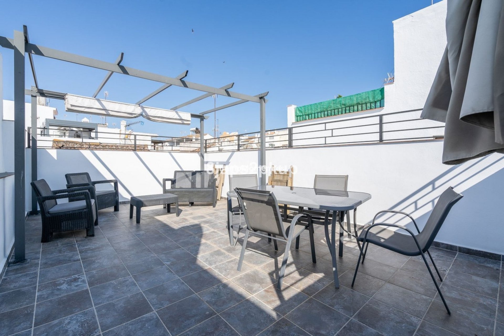 Bestaande woning - Geschakelde woning - Estepona  - Estepona Centro