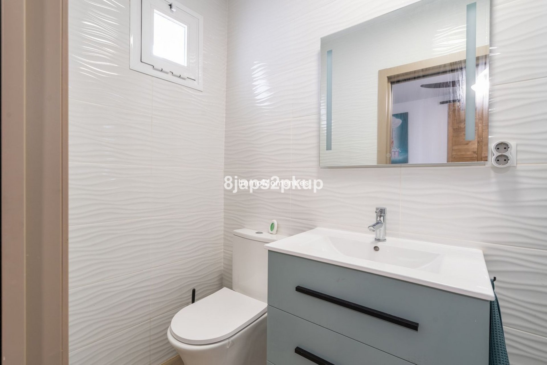 Bestaande woning - Geschakelde woning - Estepona  - Estepona Centro