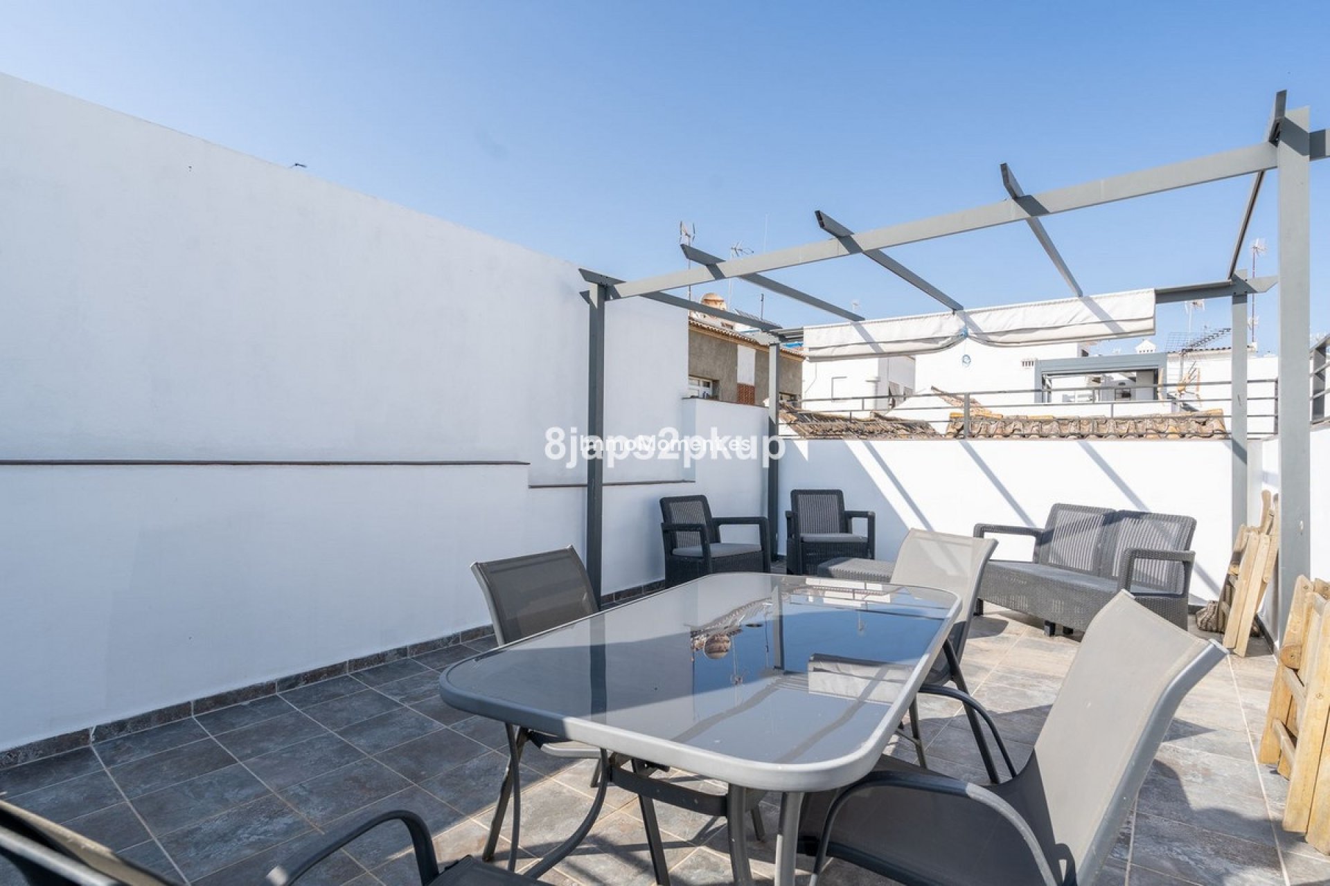 Bestaande woning - Geschakelde woning - Estepona  - Estepona Centro