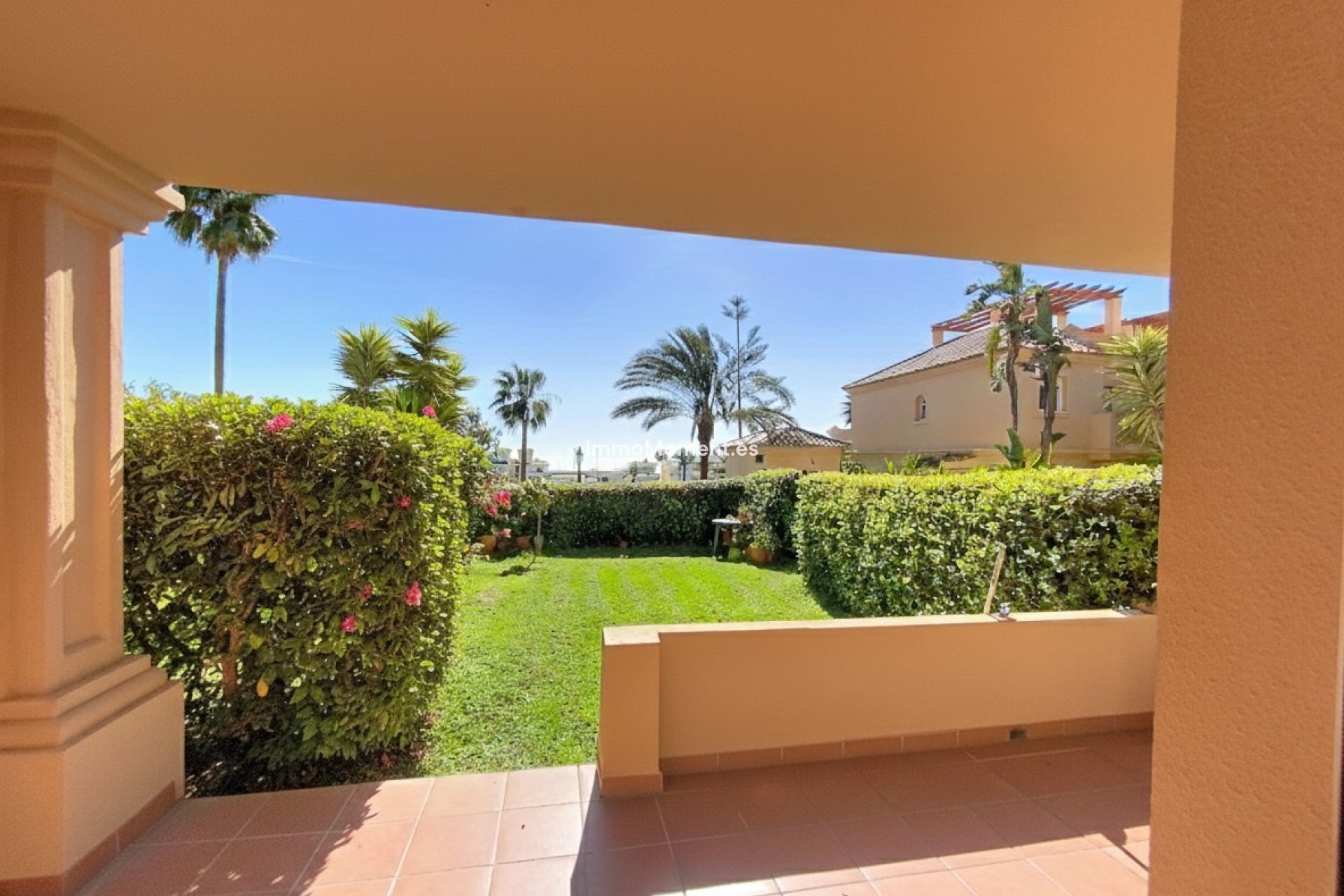 Bestaande woning - Geschakelde woning - Estepona  - Estepona Centro