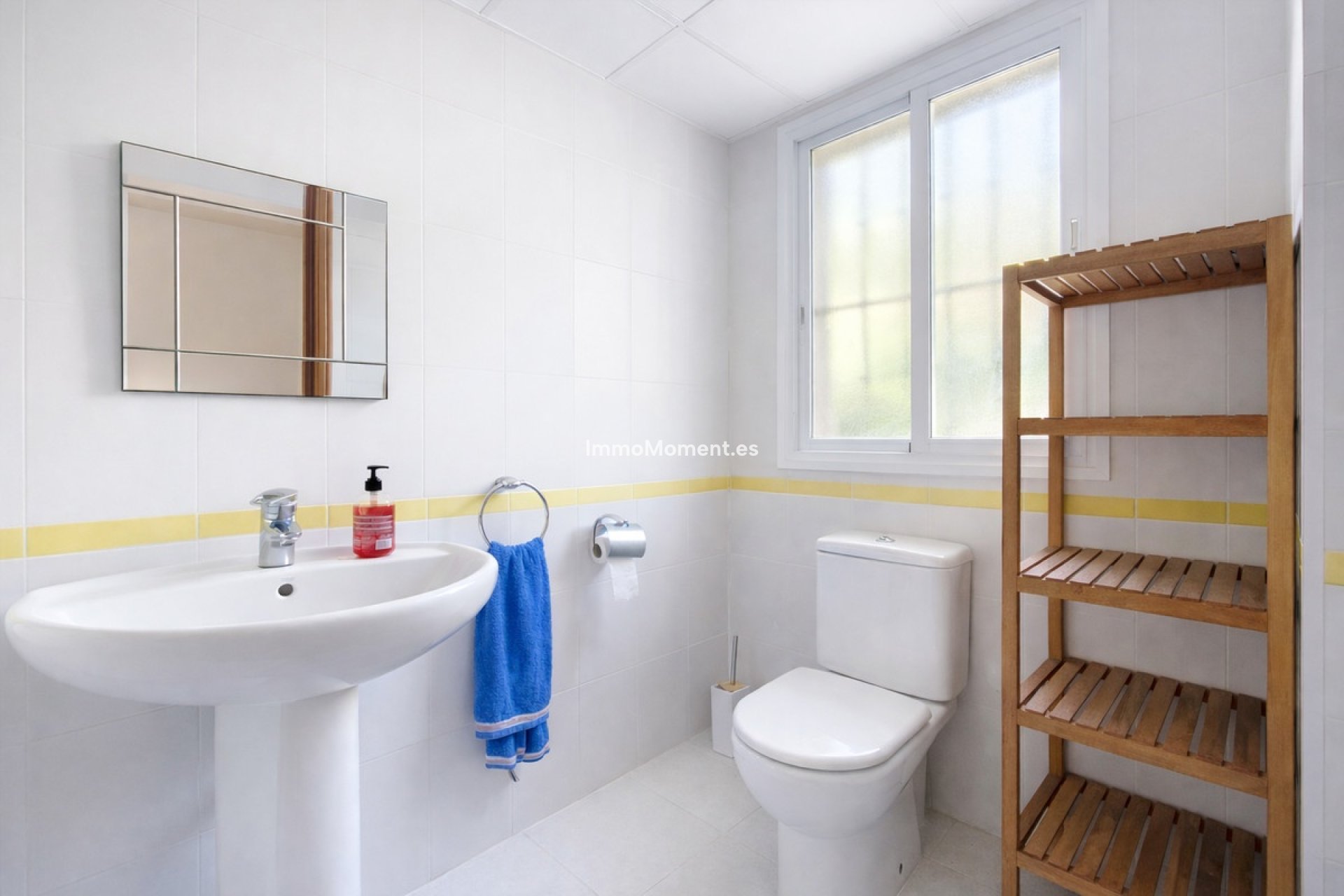 Bestaande woning - Geschakelde woning - Estepona  - Estepona Centro