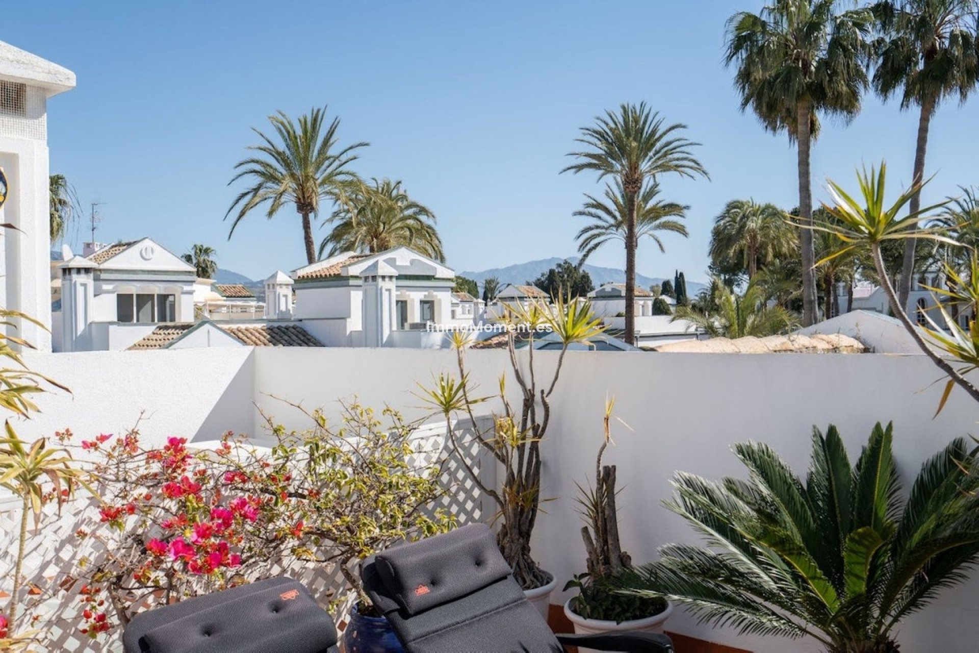 Bestaande woning - Geschakelde woning - Estepona  - New Golden Mile